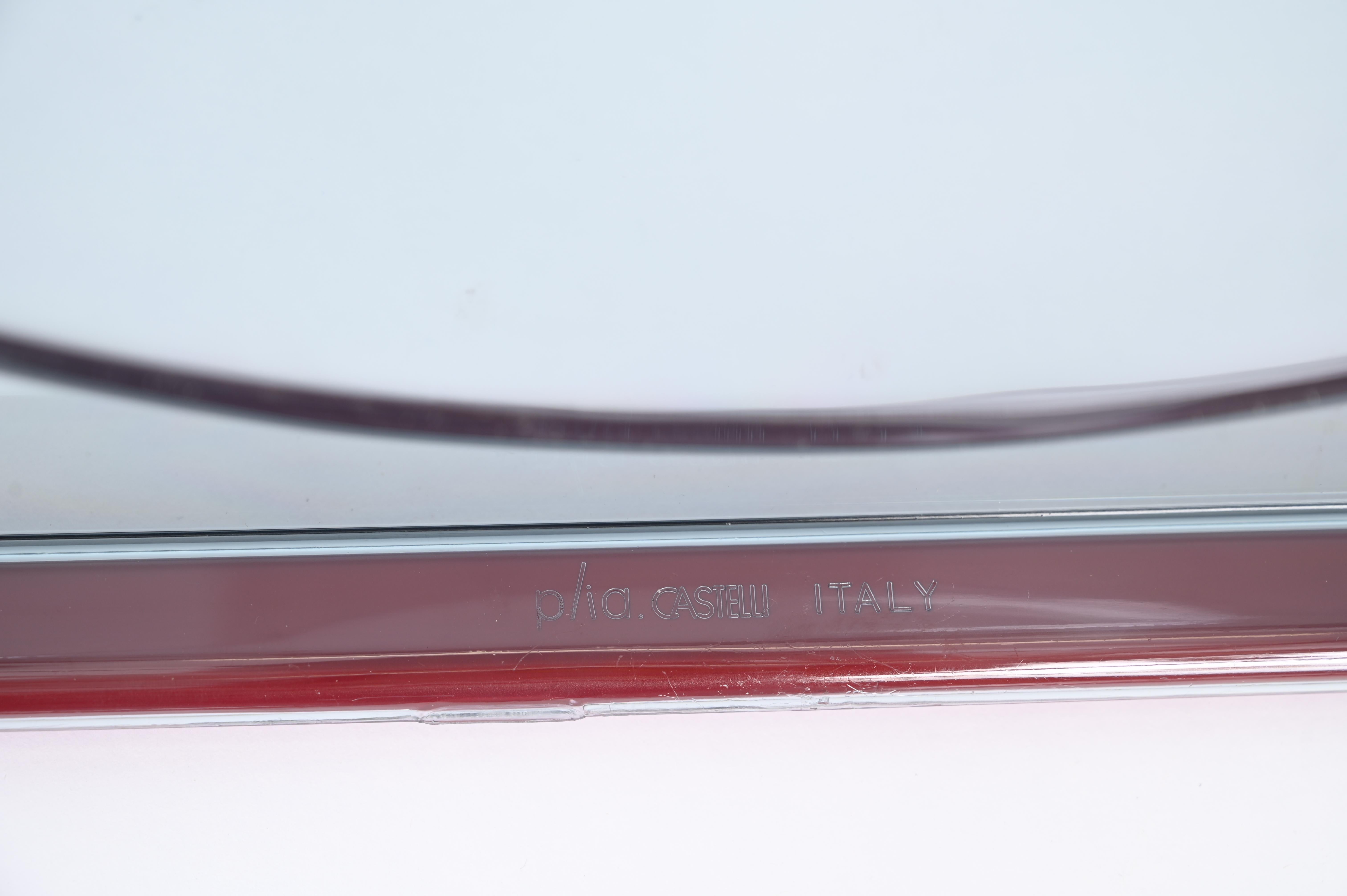 Klappstühle „Plia“ aus rotem und geräuchertem Lucite von Piretti für Castelli Italien im Angebot 10