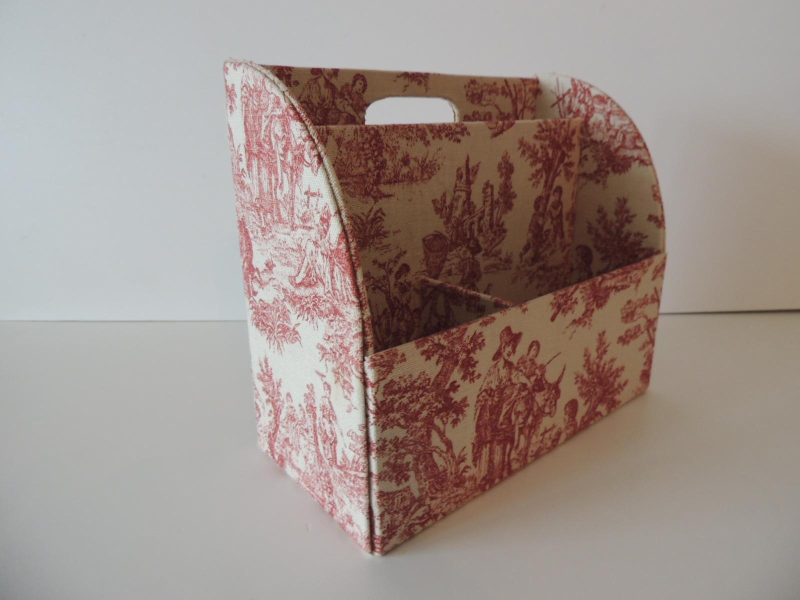 Red and tan toile desk stationary caddy.
Size: 9.5