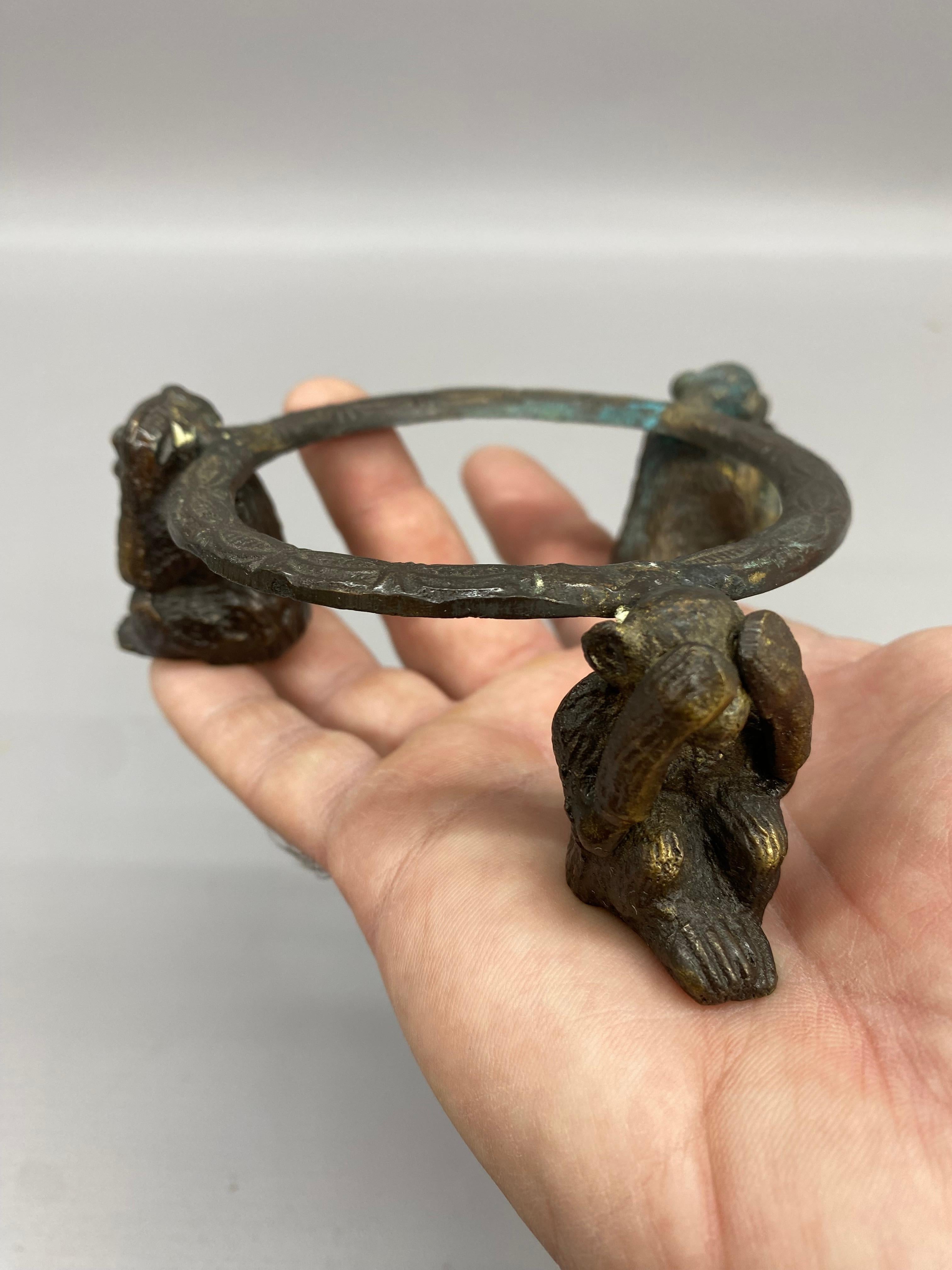 Rote und weiße Kristallglaskugel im Angebot 7