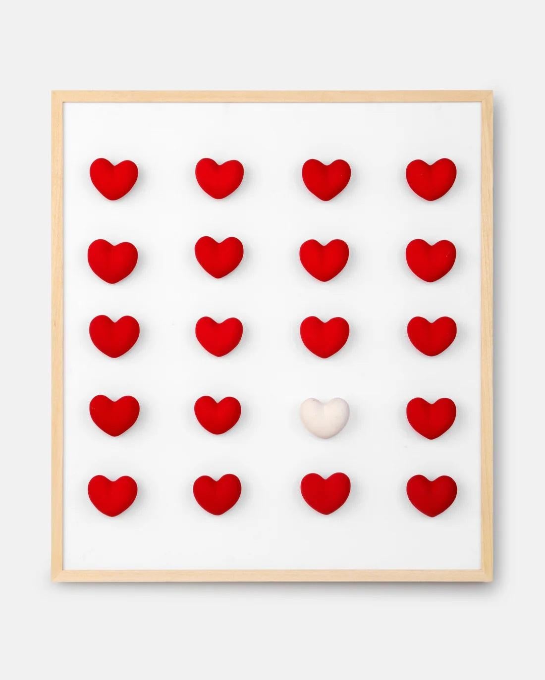 Instalación Corazón Rojo y Blanco Con Marco by Hatsu Moderno en venta