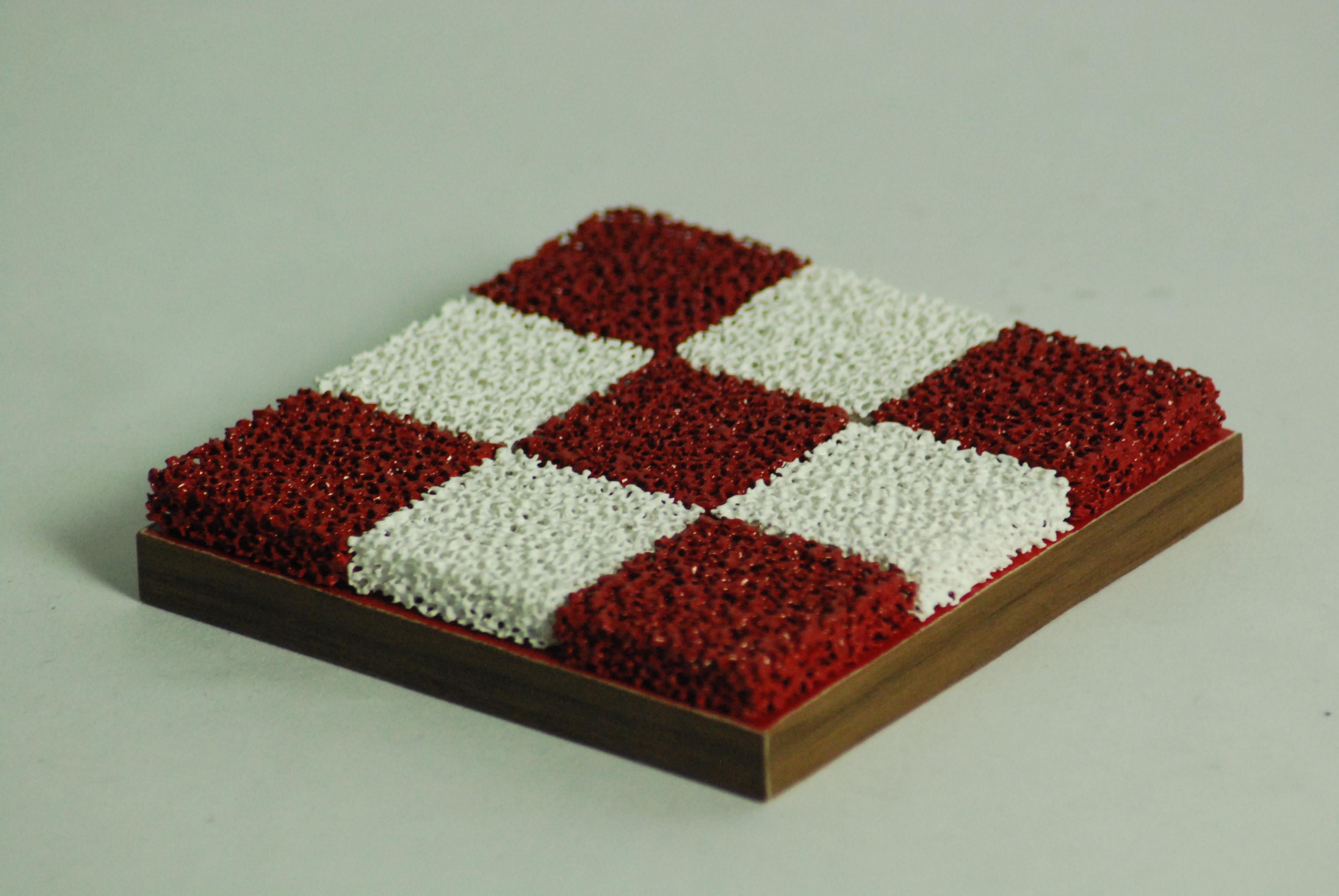 British Red and White Porous Ceramic Noughts+Crosses Board, Brass Pieces, Walnut Edge For Sale