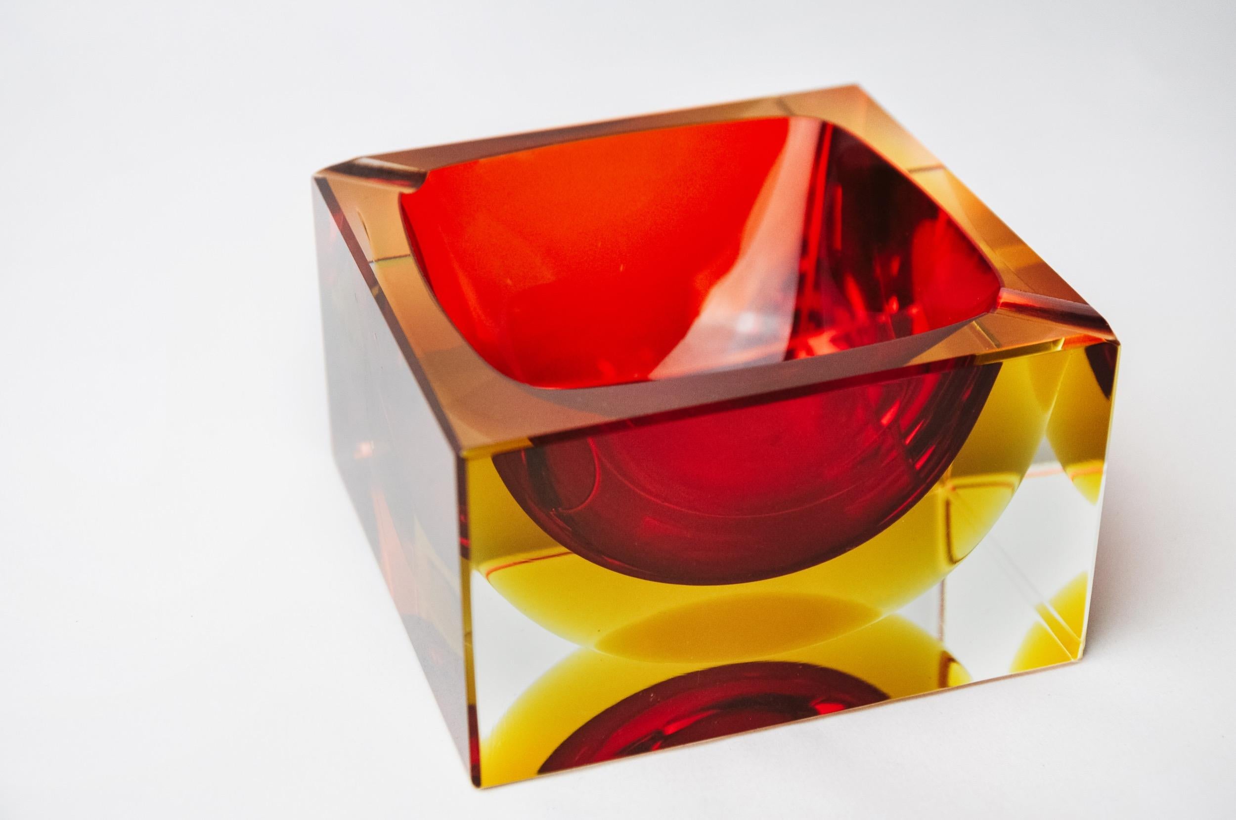 Hollywood Regency Red and yellow cubic Sommerso ashtray by Seguso, Murano, Italy, 1970 For Sale