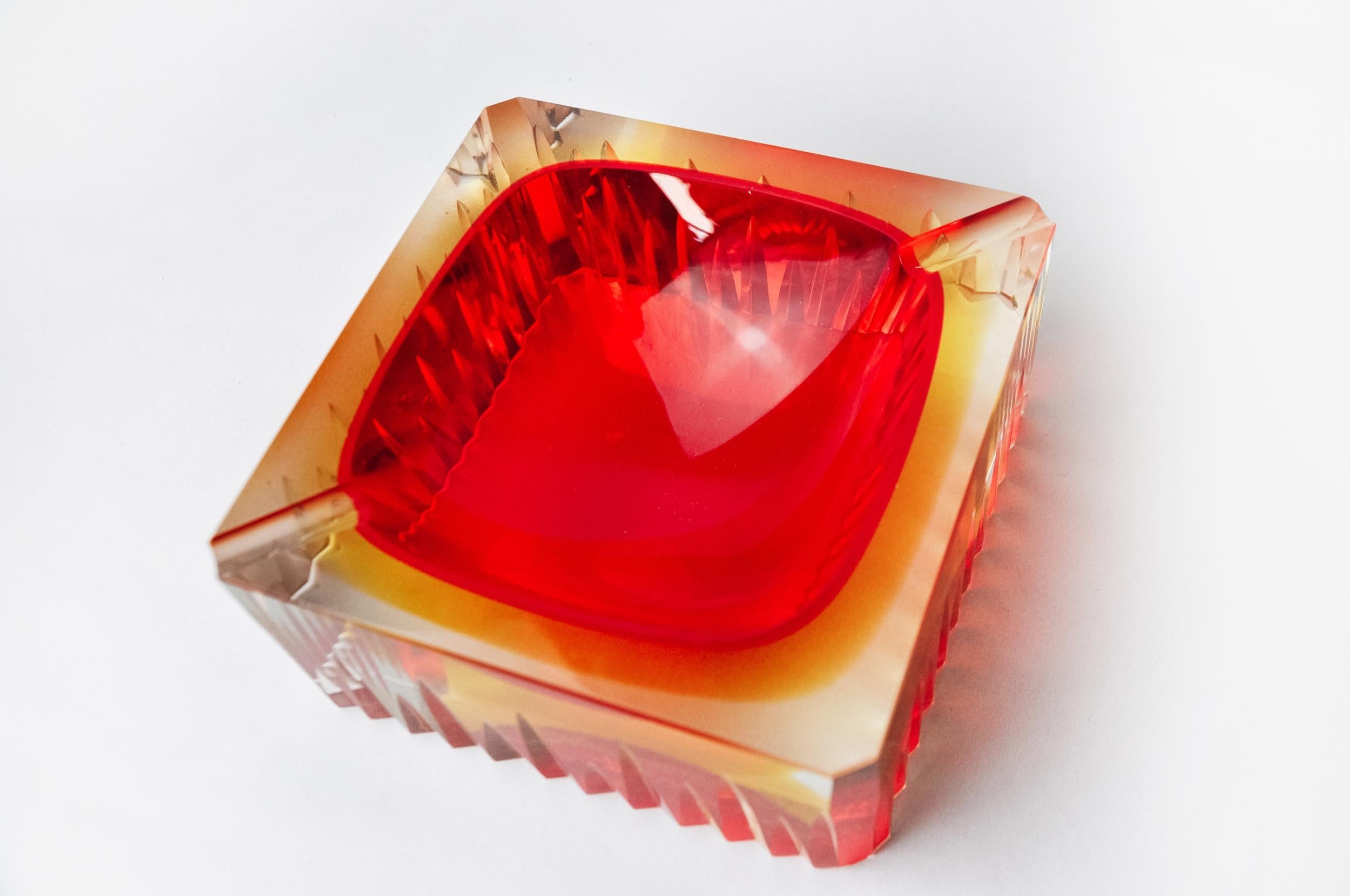 Late 20th Century Red and yellow cubic Sommerso ashtray by Seguso, Murano, Italy, 1970 For Sale