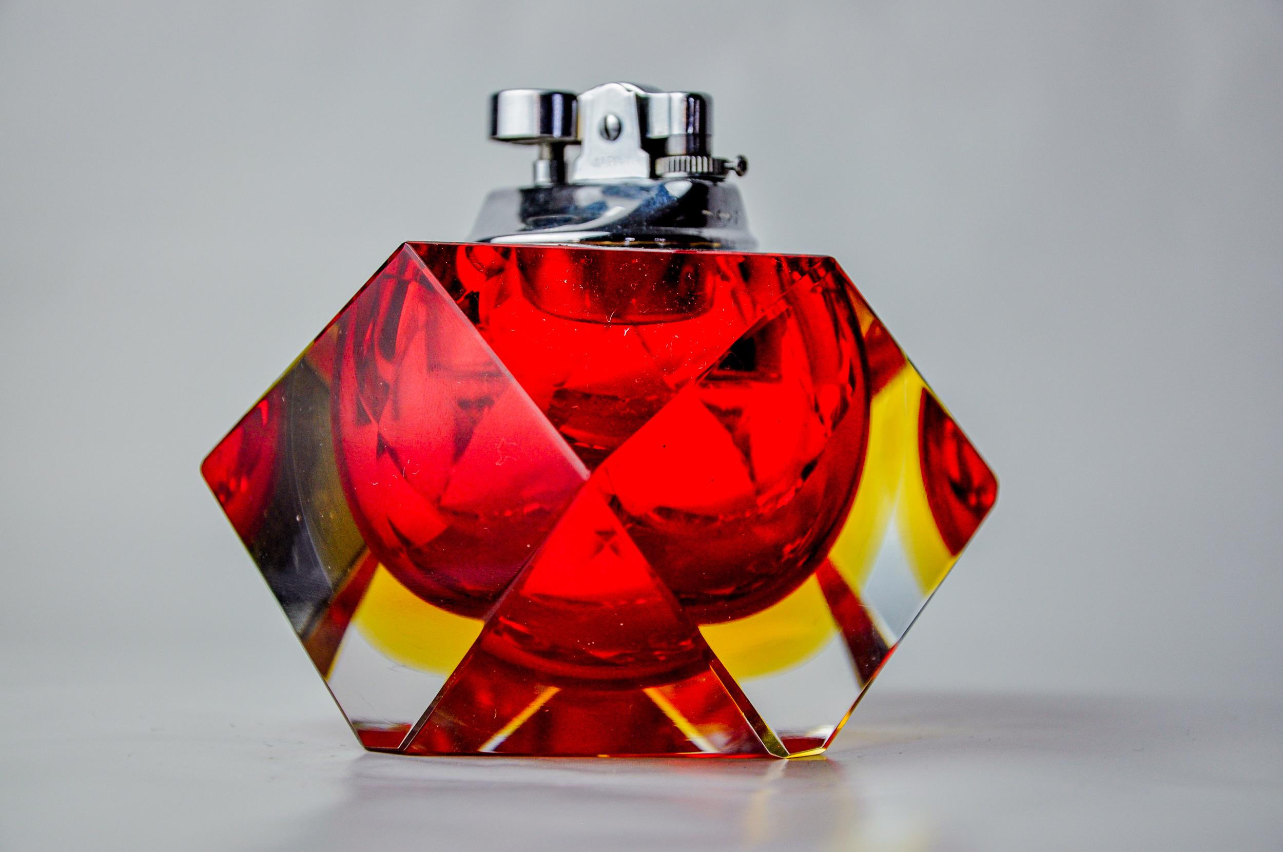 Italian Red and yellow sommerso lighter by seguso, faceted glass, murano, italy, 1970 For Sale