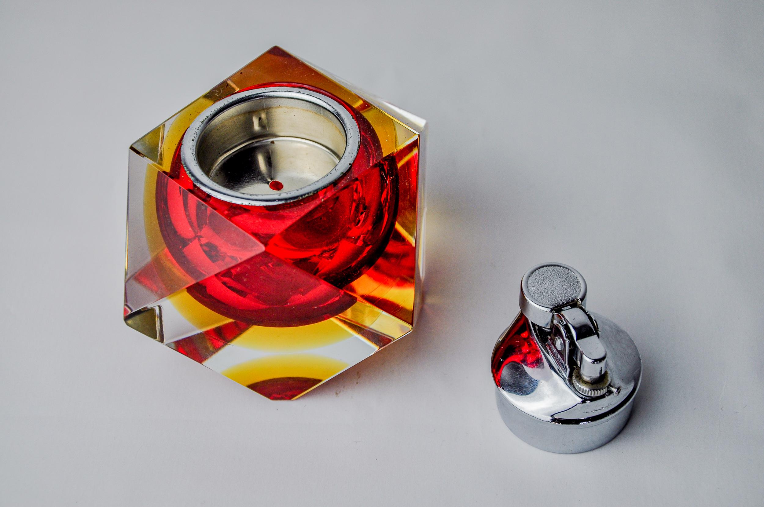 Late 20th Century Red and yellow sommerso lighter by seguso, faceted glass, murano, italy, 1970 For Sale
