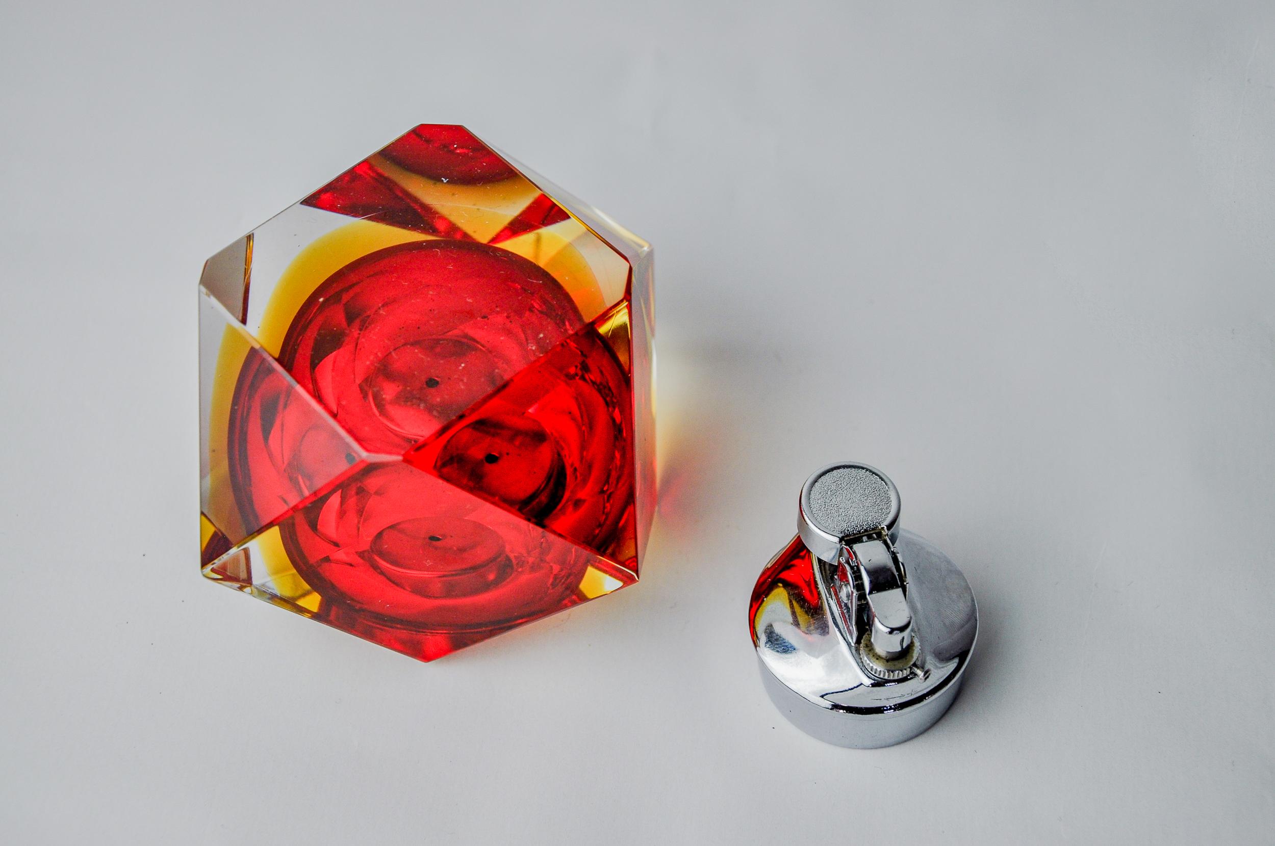 Crystal Red and yellow sommerso lighter by seguso, faceted glass, murano, italy, 1970 For Sale