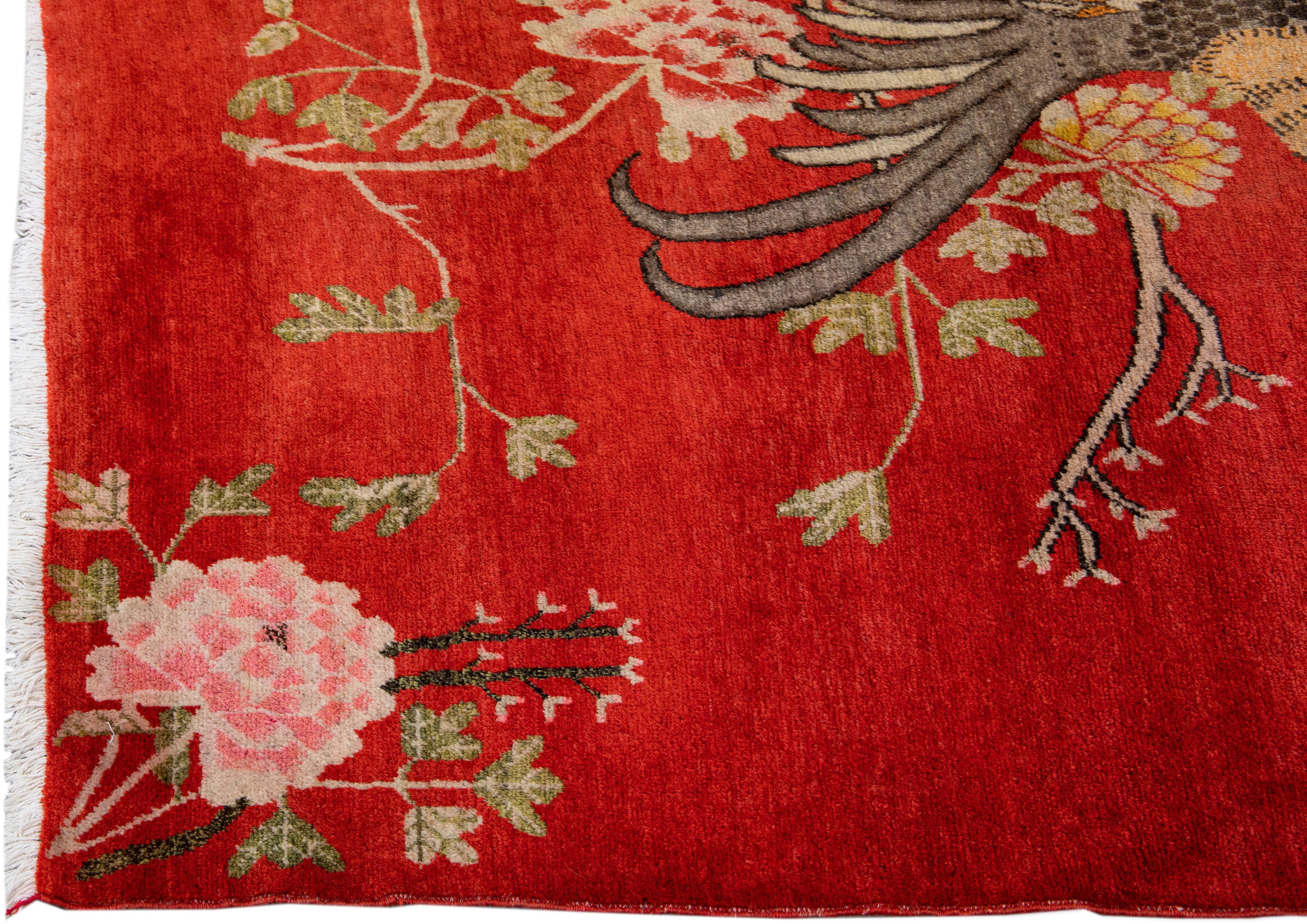 Roter antiker Samarkand-Wollteppich mit Bildmotiv aus dem 20. Jahrhundert (Aserbaidschanisch) im Angebot