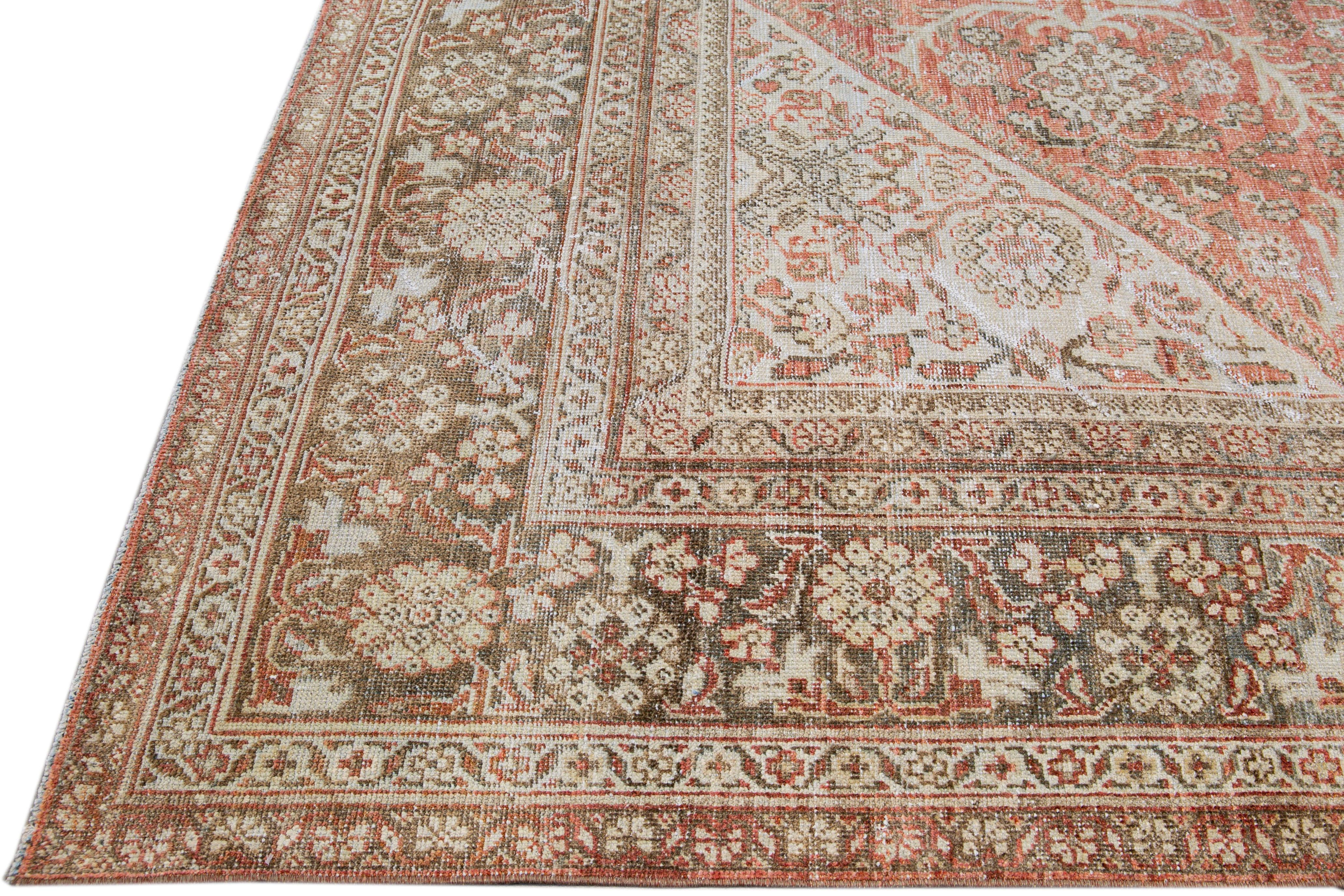 Alfombra de lana roja con diseño de medallón hecho a mano Antique Mahal Persa en venta