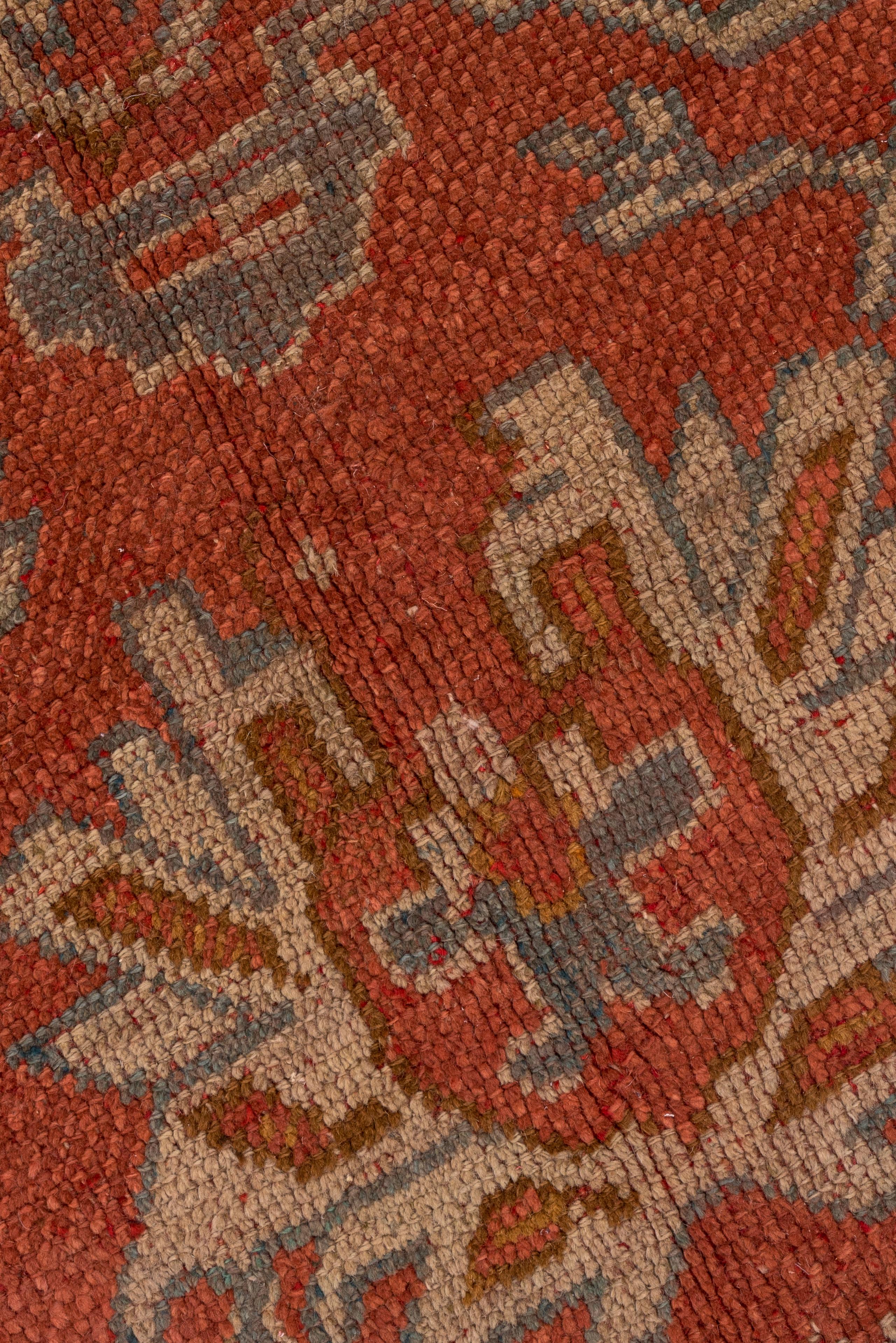 Red Antique Oushak Carpet, circa 1910s In Excellent Condition In New York, NY