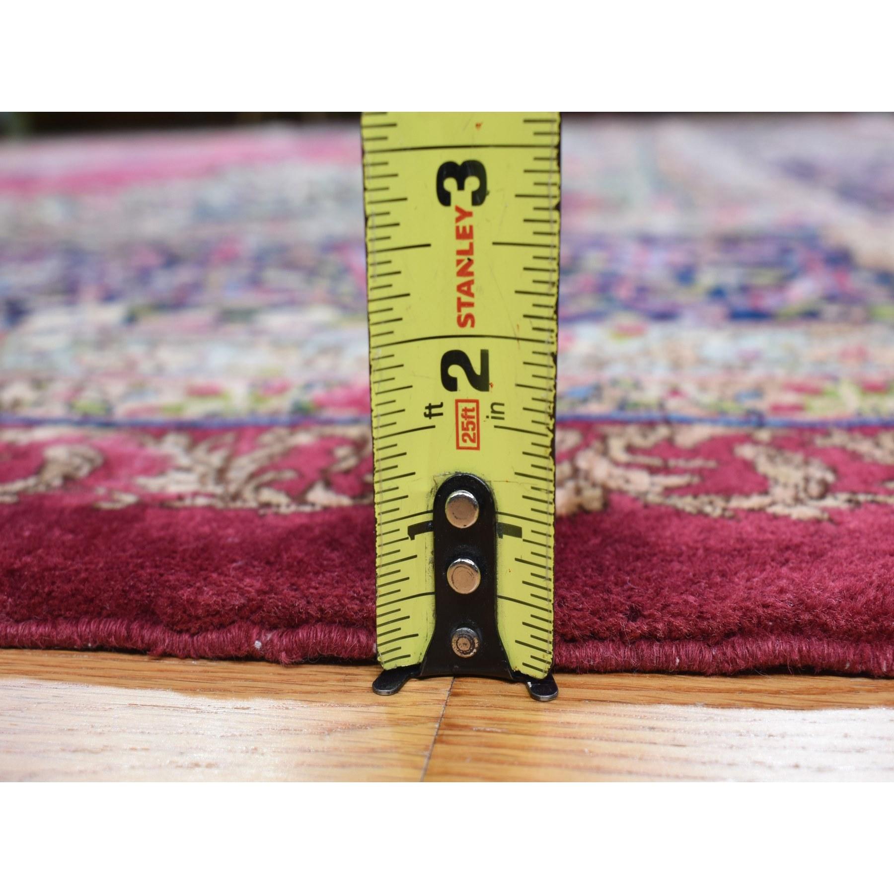 Tapis persan ancien Kerman 300 KPSI noué à la main Squarish rouge 11'8
