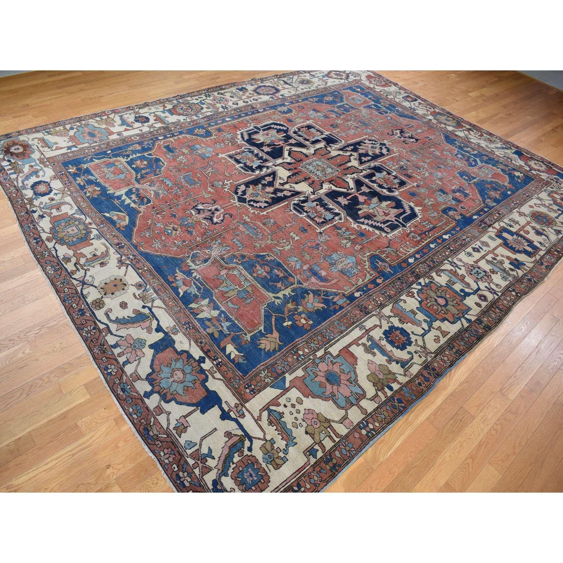 Perse Tapis de soirée persan ancien Serapi Heriz en laine noué à la main rouge 11'3