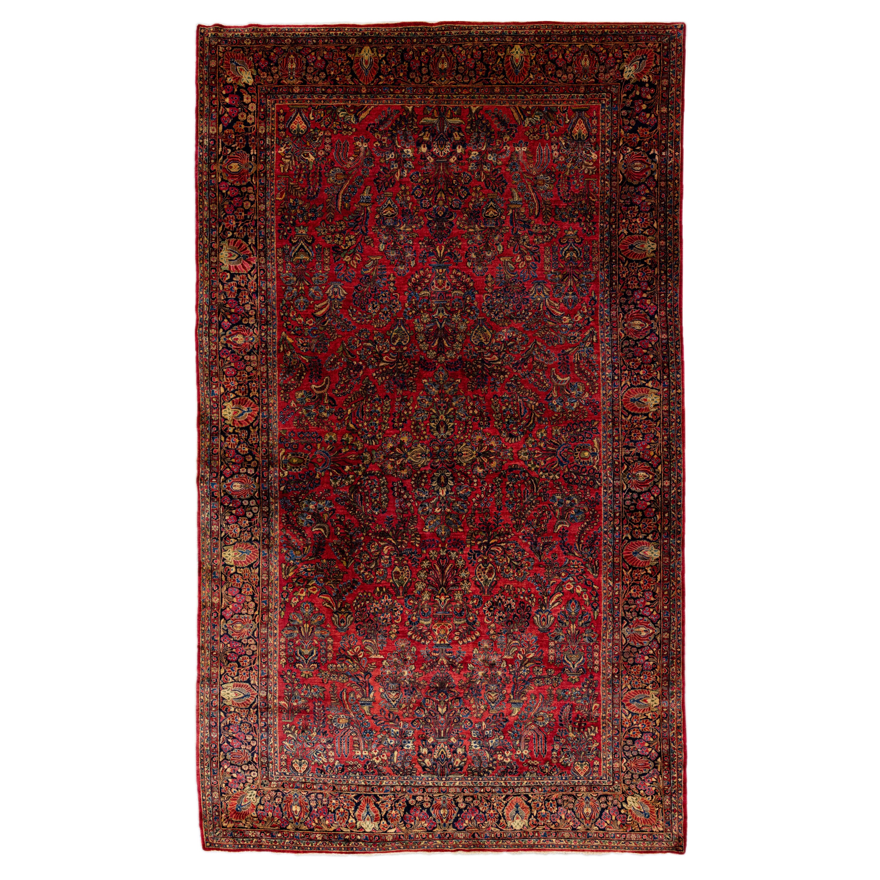 Tappeto rosso antico Sarouk Art Deco in lana oversize floreale fatto a mano in vendita