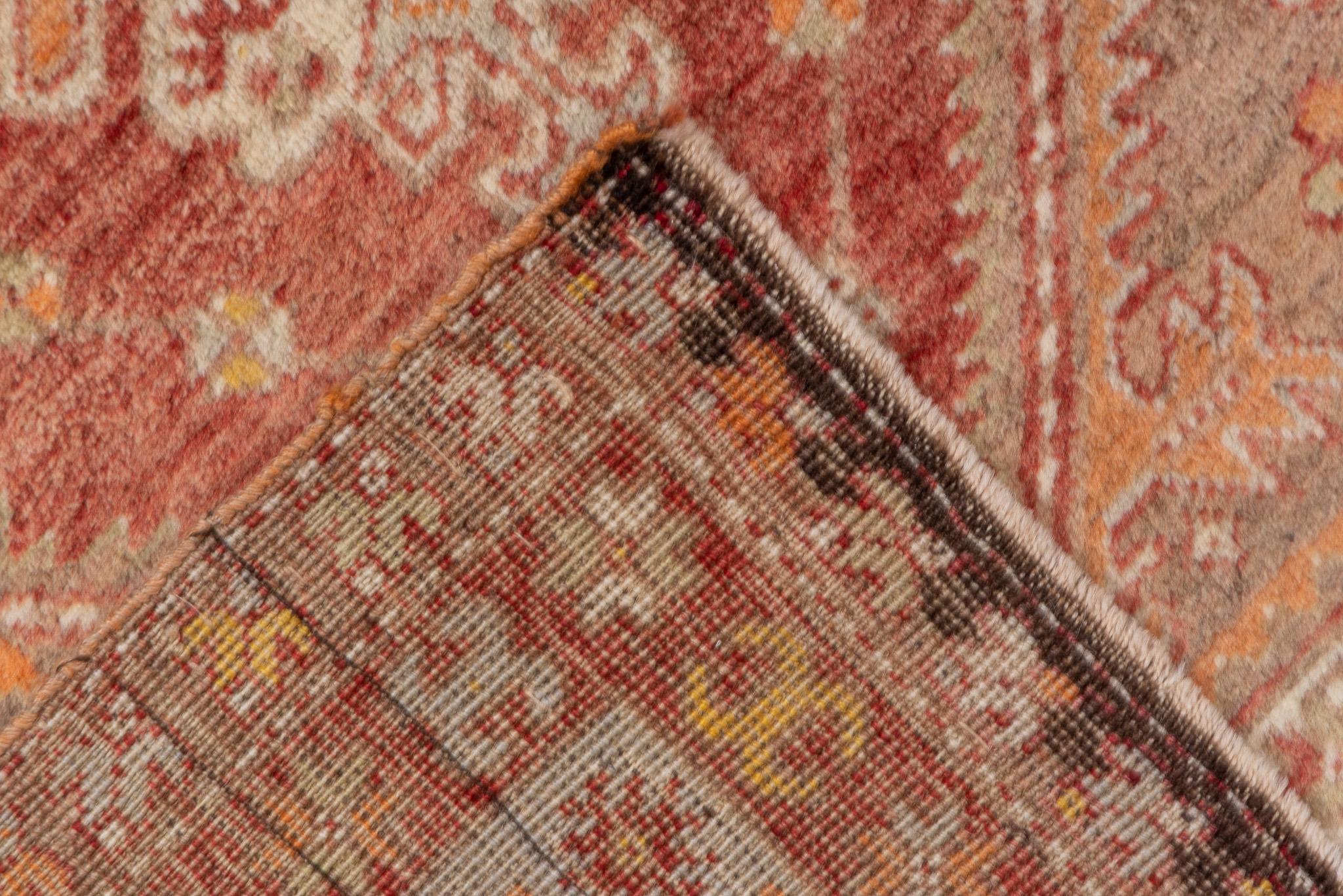 XX secolo Runner Sivas rosso antico in rosso e arancione in vendita