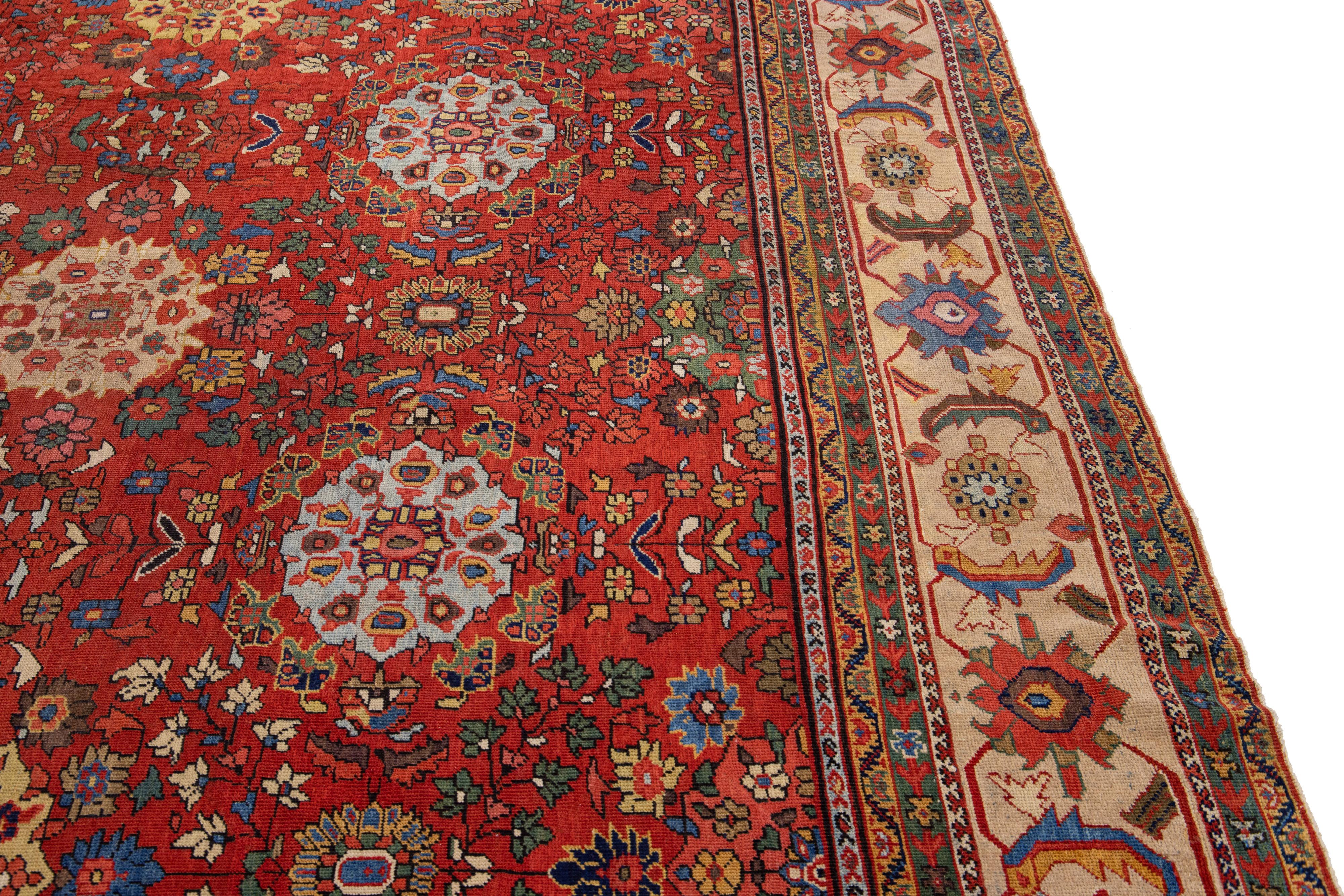 Tapis rouge ancien en laine persane Sultanabad fait à la main avec motif sur toute sa surface en vente 1