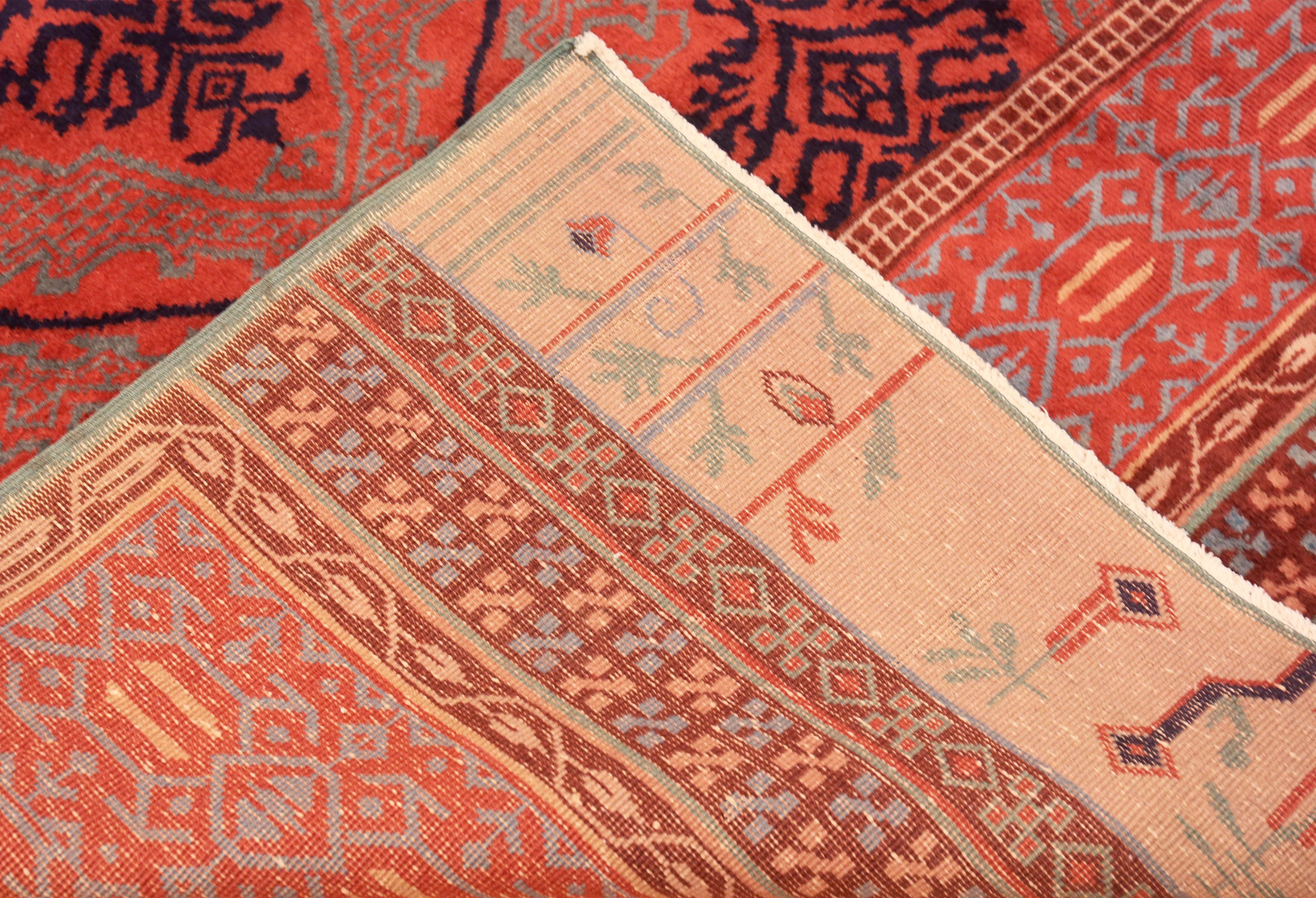 Magnifique tapis turc antique Smyrna rouge, pays d'origine/type de tapis : tapis turc antique, dimensions : 10 ft 3 in x 13 ft 10 in (3.12 m x 4.22 m), circa date : 1920



