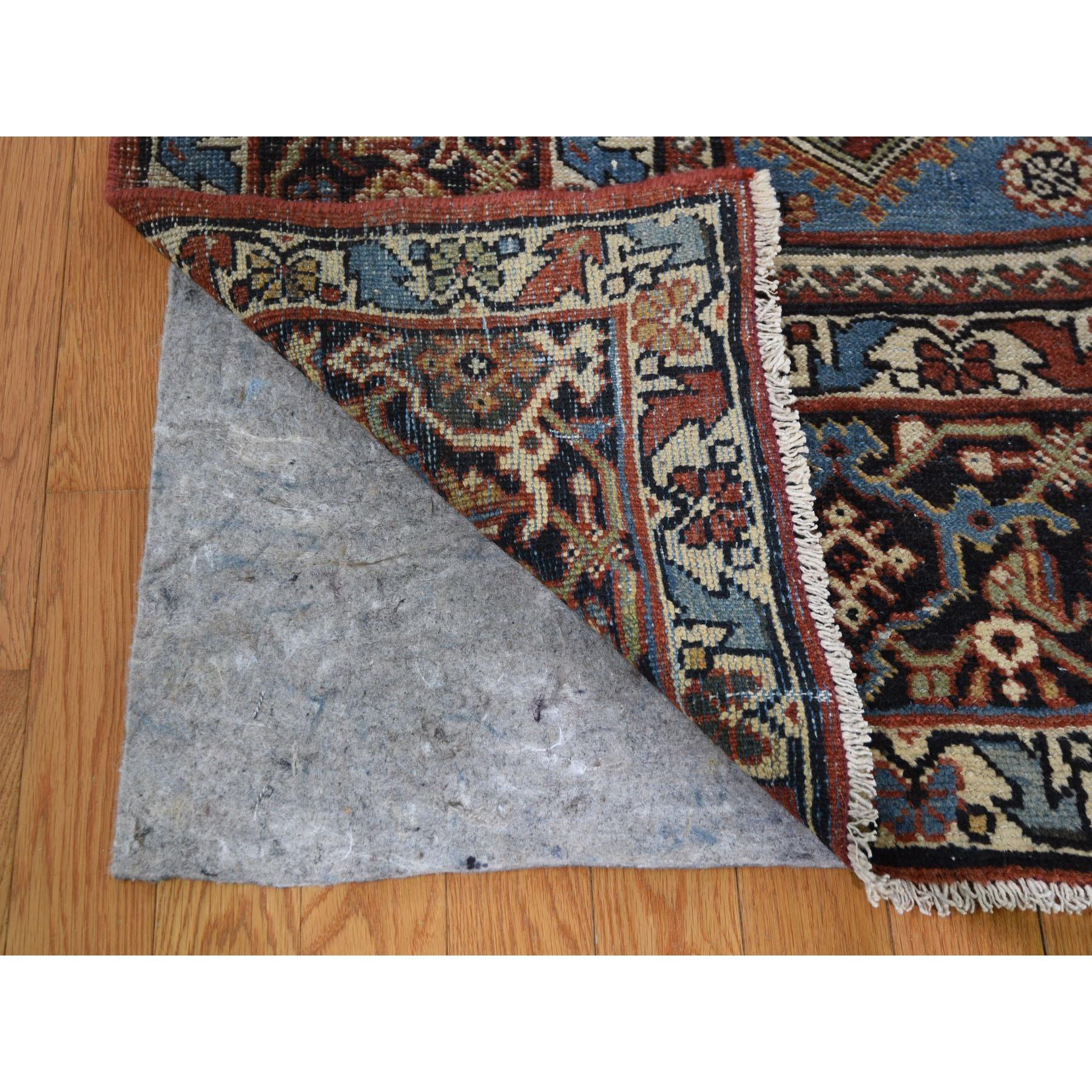 Red Antique Worn Persian Mahal Clean Hand Knotted Oriental Rug In Good Condition In Carlstadt, NJ