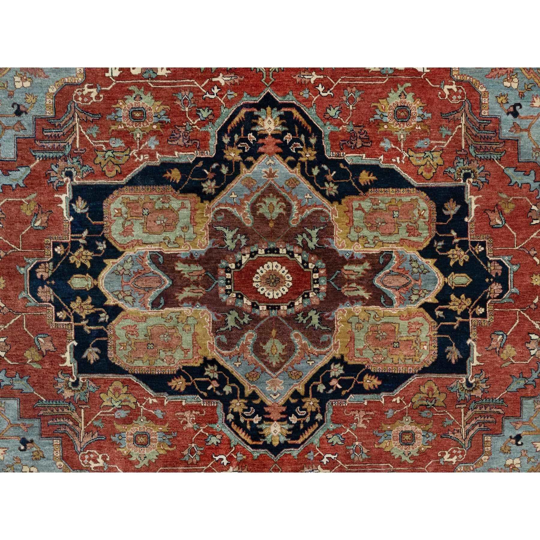 Roter, antiker, handgeknüpfter, quadratischer, antiker, feiner Heriz-Re-Creation-Teppich aus Wolle, 8'1