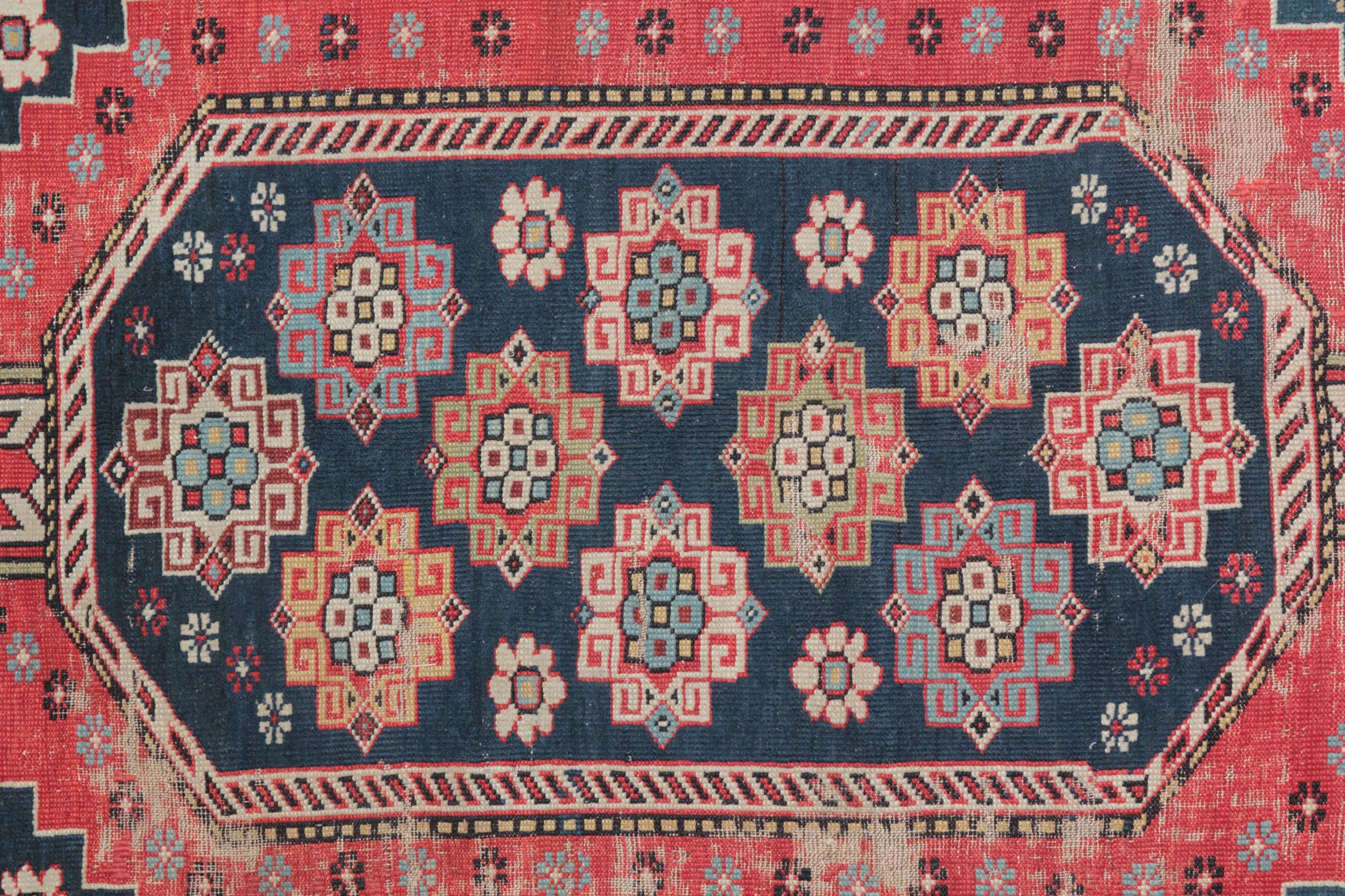 Caucasien Tapis rouges à vendre, tapis anciens tapis caucasien, tapis de salon en laine en vente