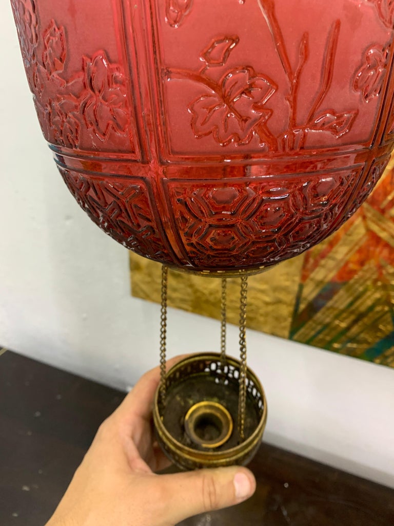 Red Art Nouveau Candle Lantern by Baccarat France, Depicting Birds, circa 1890 In Good Condition For Sale In Merida, Yucatan