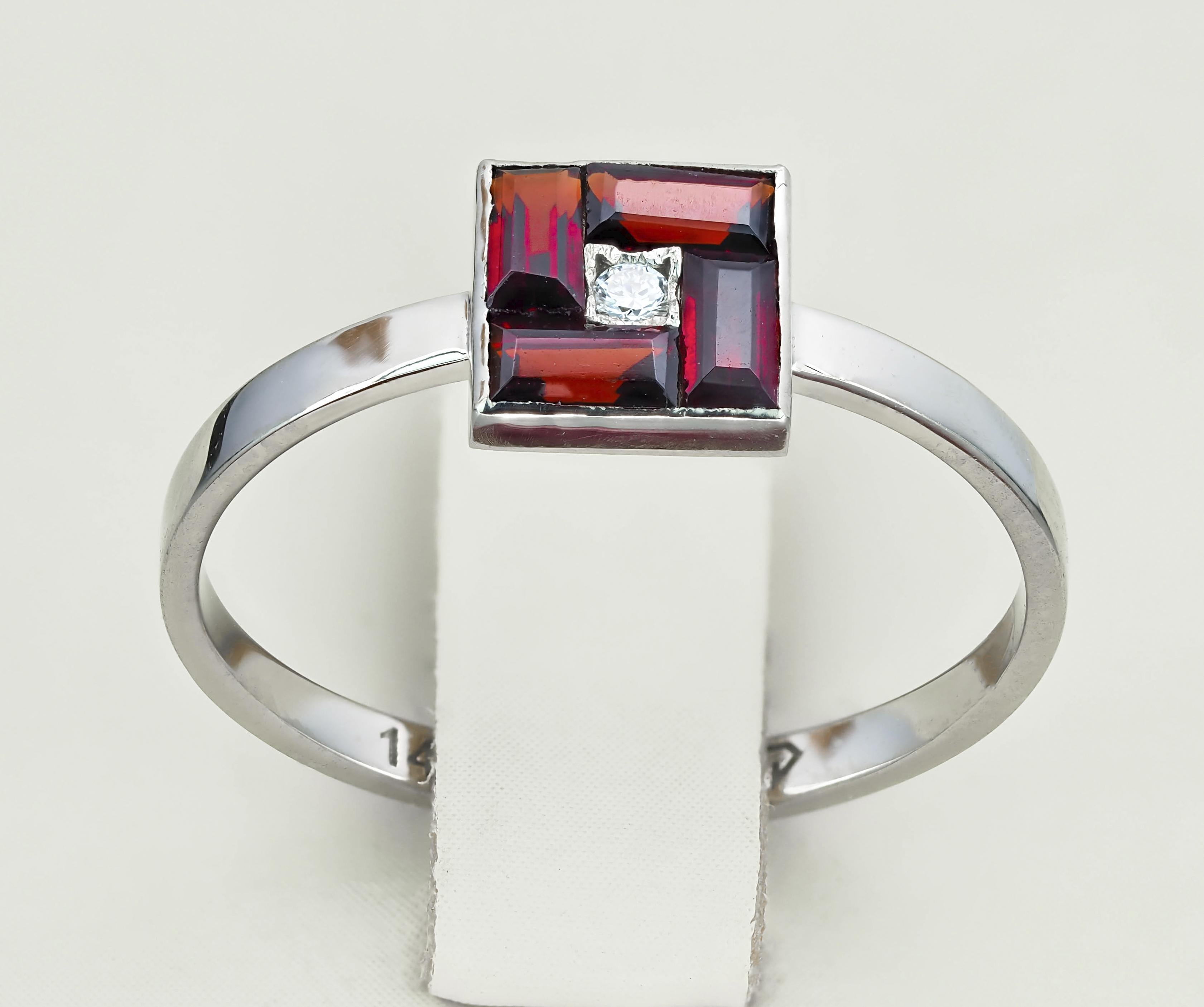 For Sale:  Red baguette 14k gold ring 5