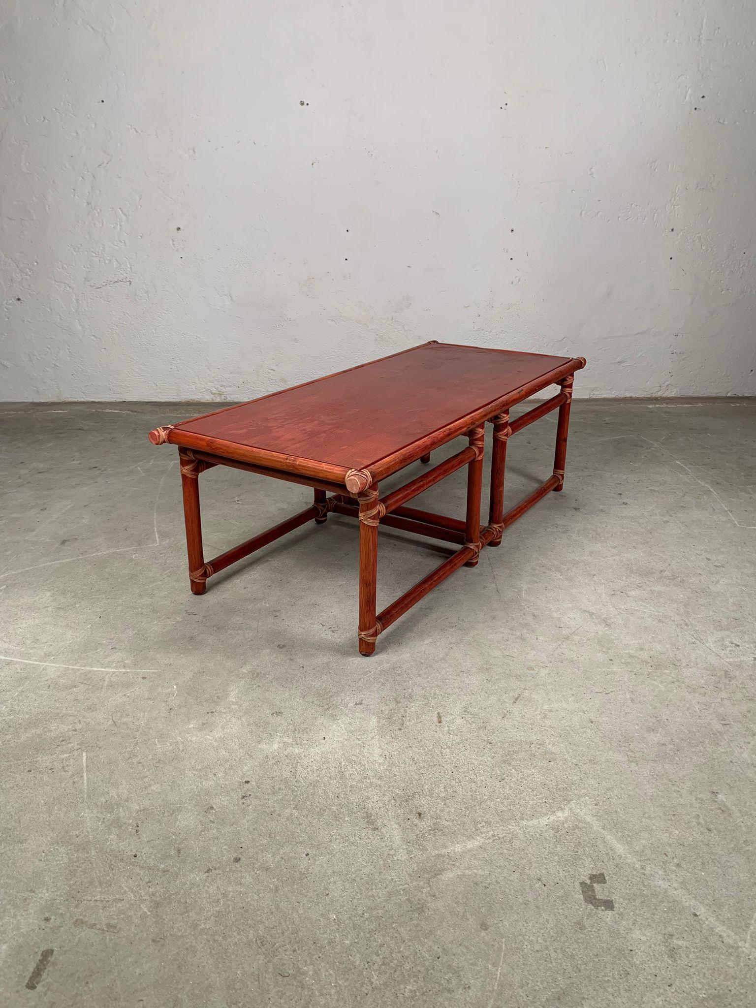 American Red bamboo coffee table by Lyda Levi for McGuire production, 1970s, USA en vente