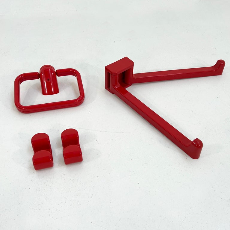 Red Bathroom Set by Makio Hasuike for Gedy, 1970s For Sale at 1stDibs
