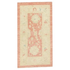 Alfombra Oushak Turca de Lana Tejida a Mano Roja y Beige 2'10" x 5'2