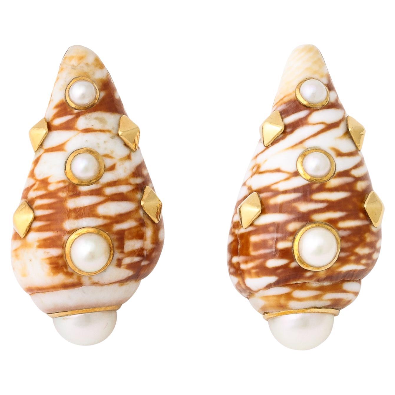 Red & Beige Shell Earrings Set in 18k Gold With Inlaid Pearls by Trianon For Sale