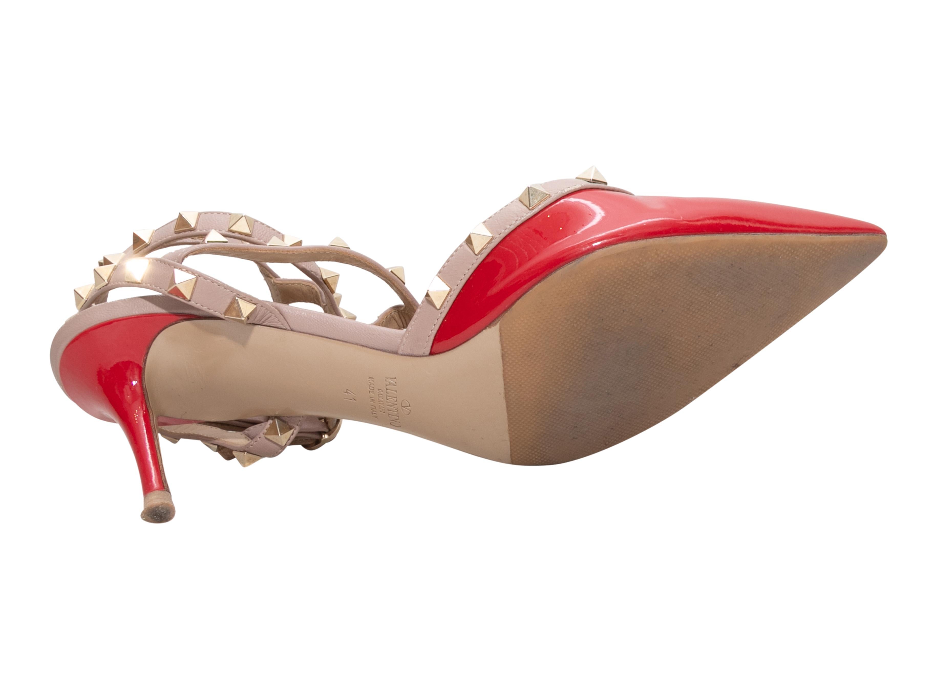 Valentino à talons cloutés à bout pointu rouge et beige taille 41 Pour femmes en vente