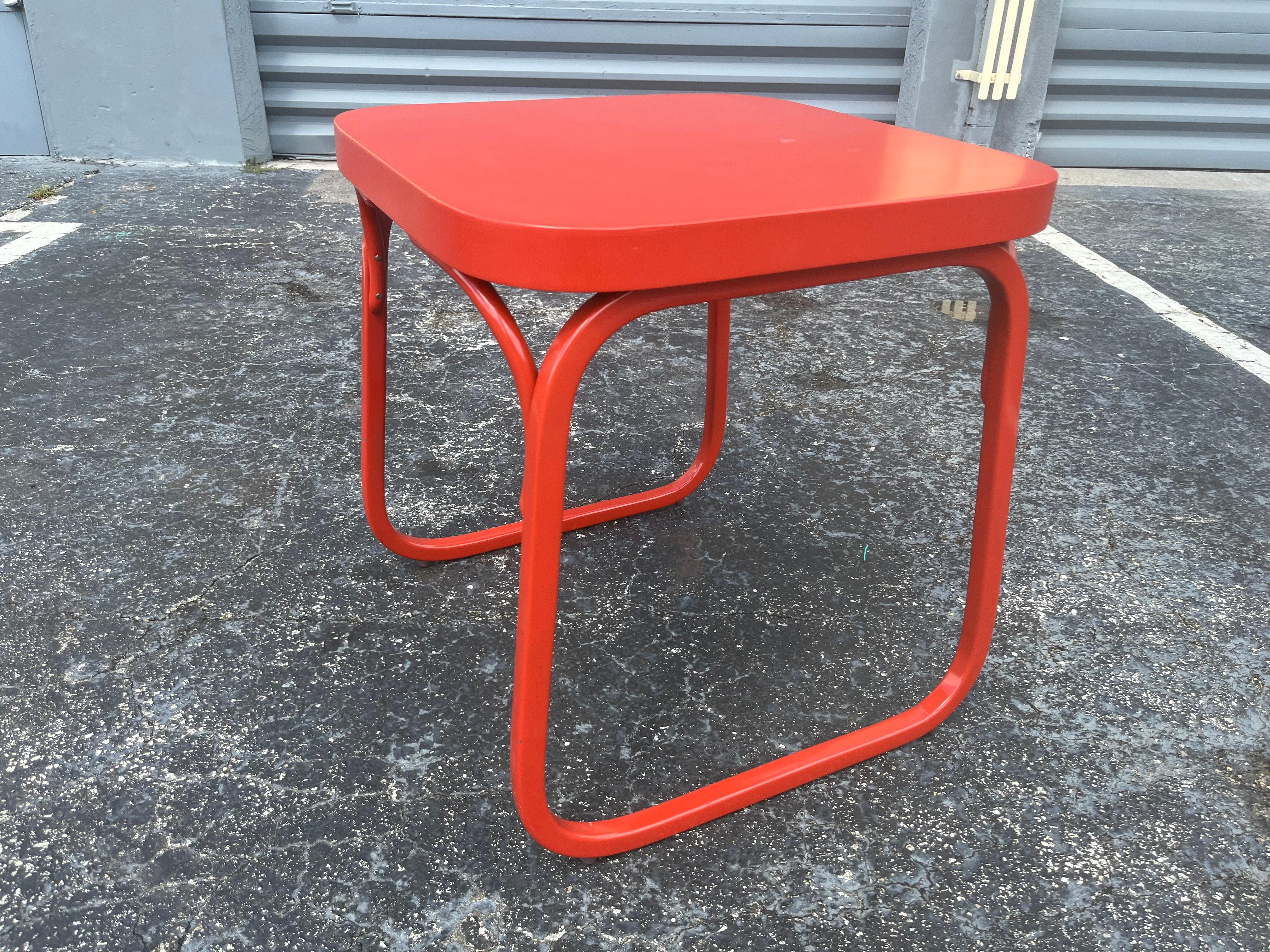 Tavolo Bauhaus in bengala rosso, Otto Wagner, Repubblica Ceca in vendita 4