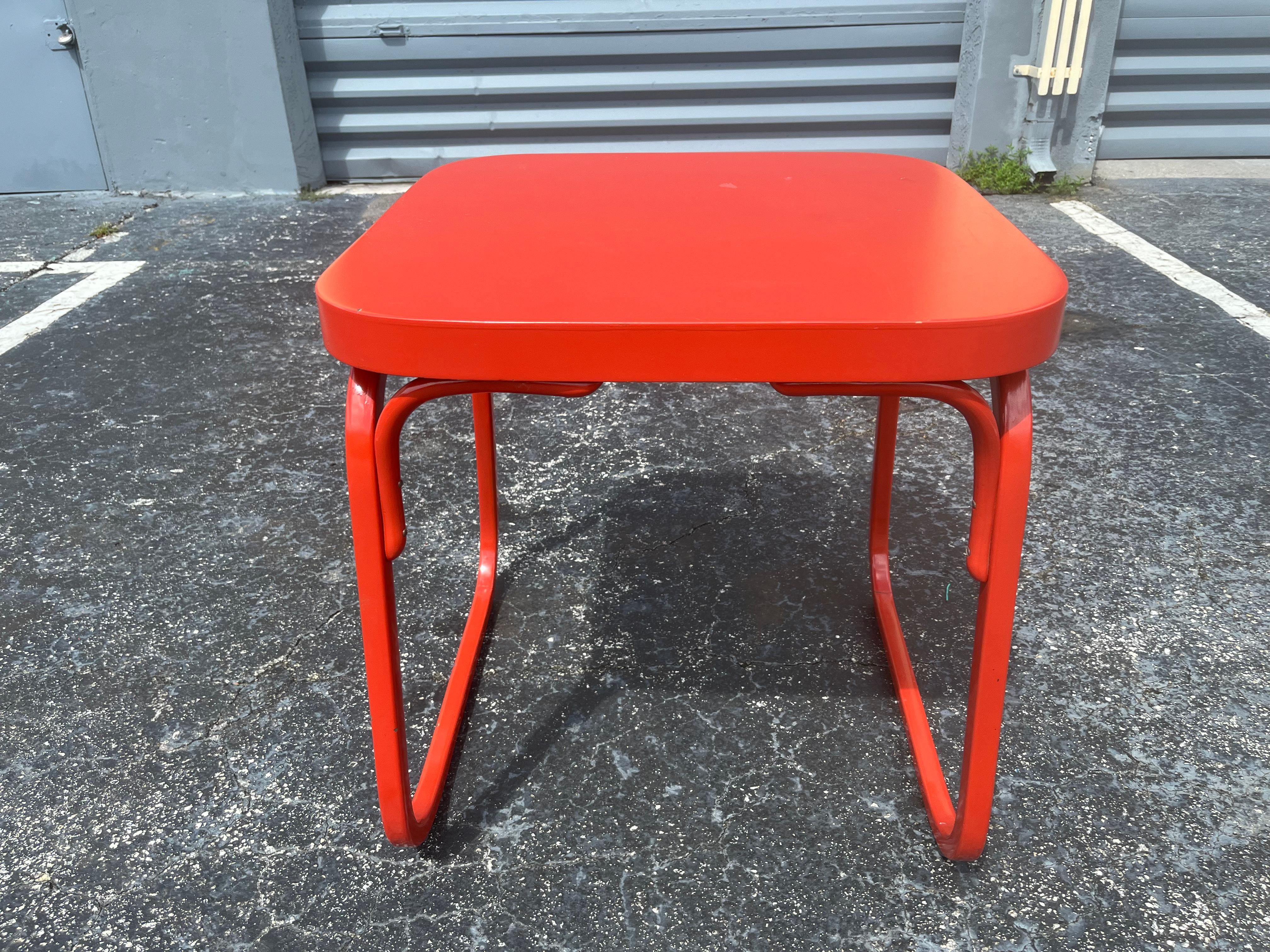 Tavolo Bauhaus in bengala rosso, Otto Wagner, Repubblica Ceca in vendita 5
