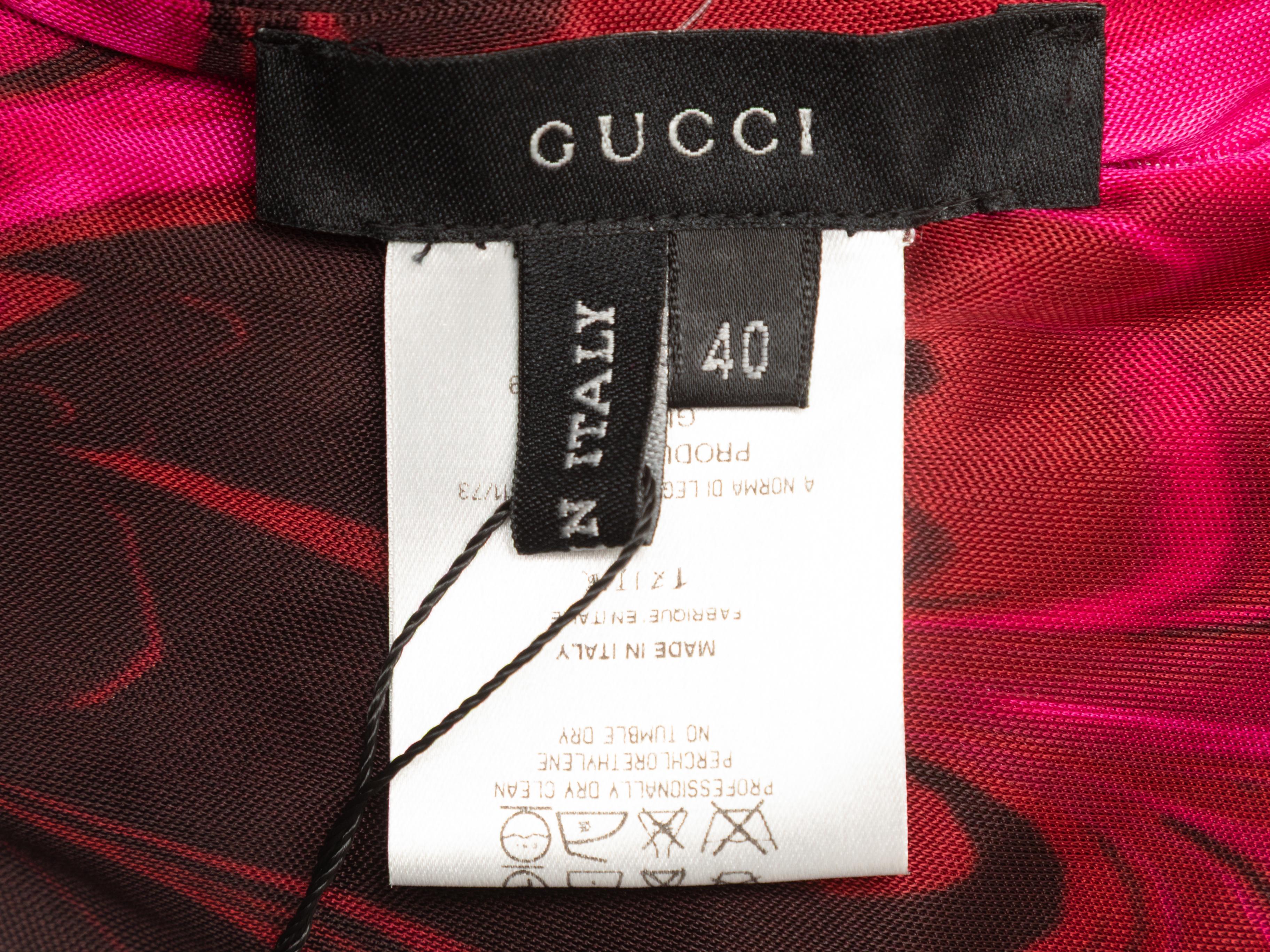 Women's Red & Black Gucci Swirl Print Skirt Size IT 40 For Sale