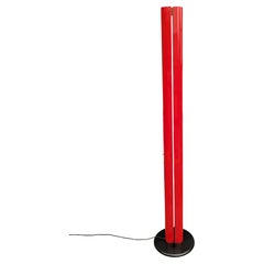 Megaron Stehleuchte aus rotem und schwarzem Metall, 1980er Jahre, von G. Frattini für Artemide