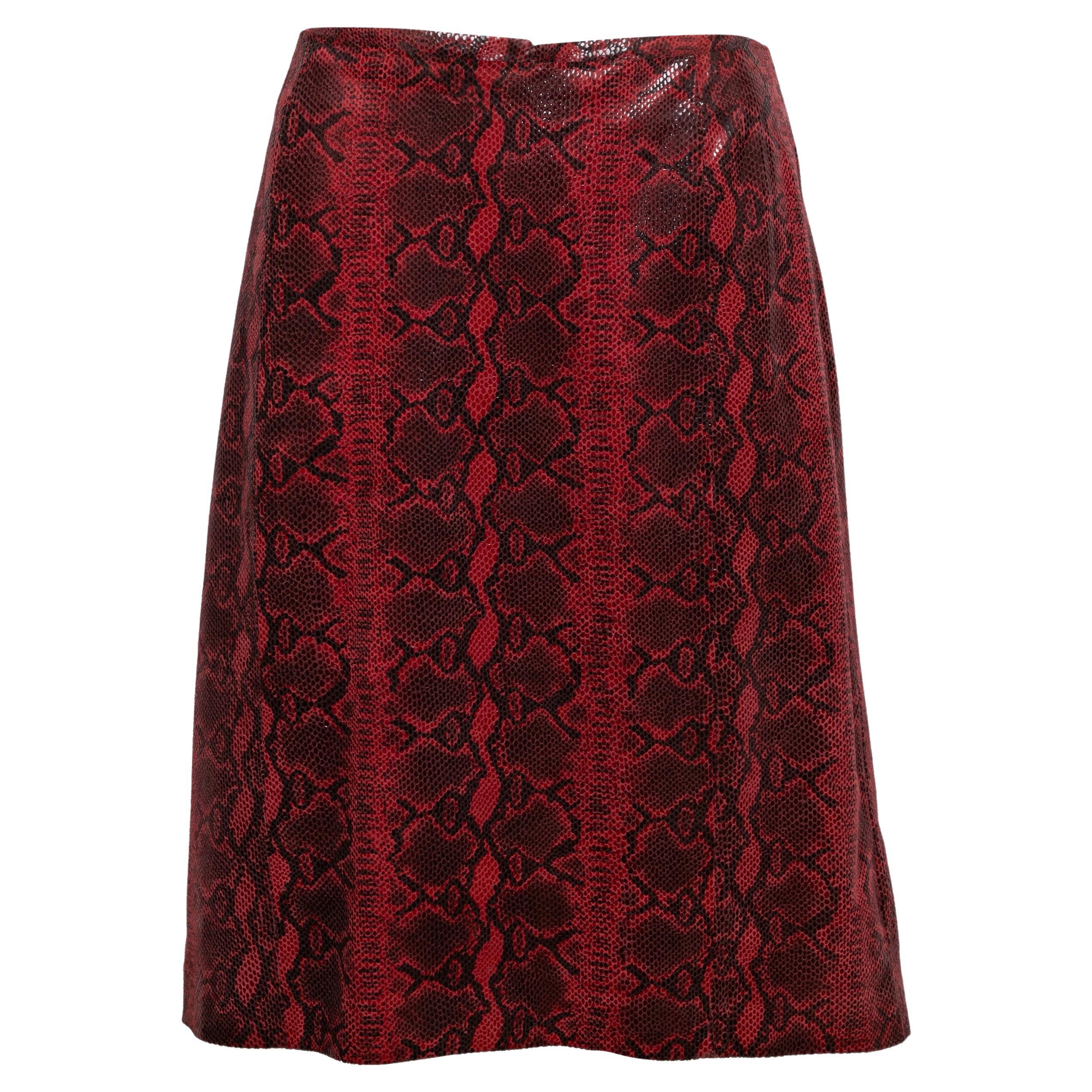 Red & Black Oscar de la Renta Faux Snakeskin Skirt Size US L For Sale