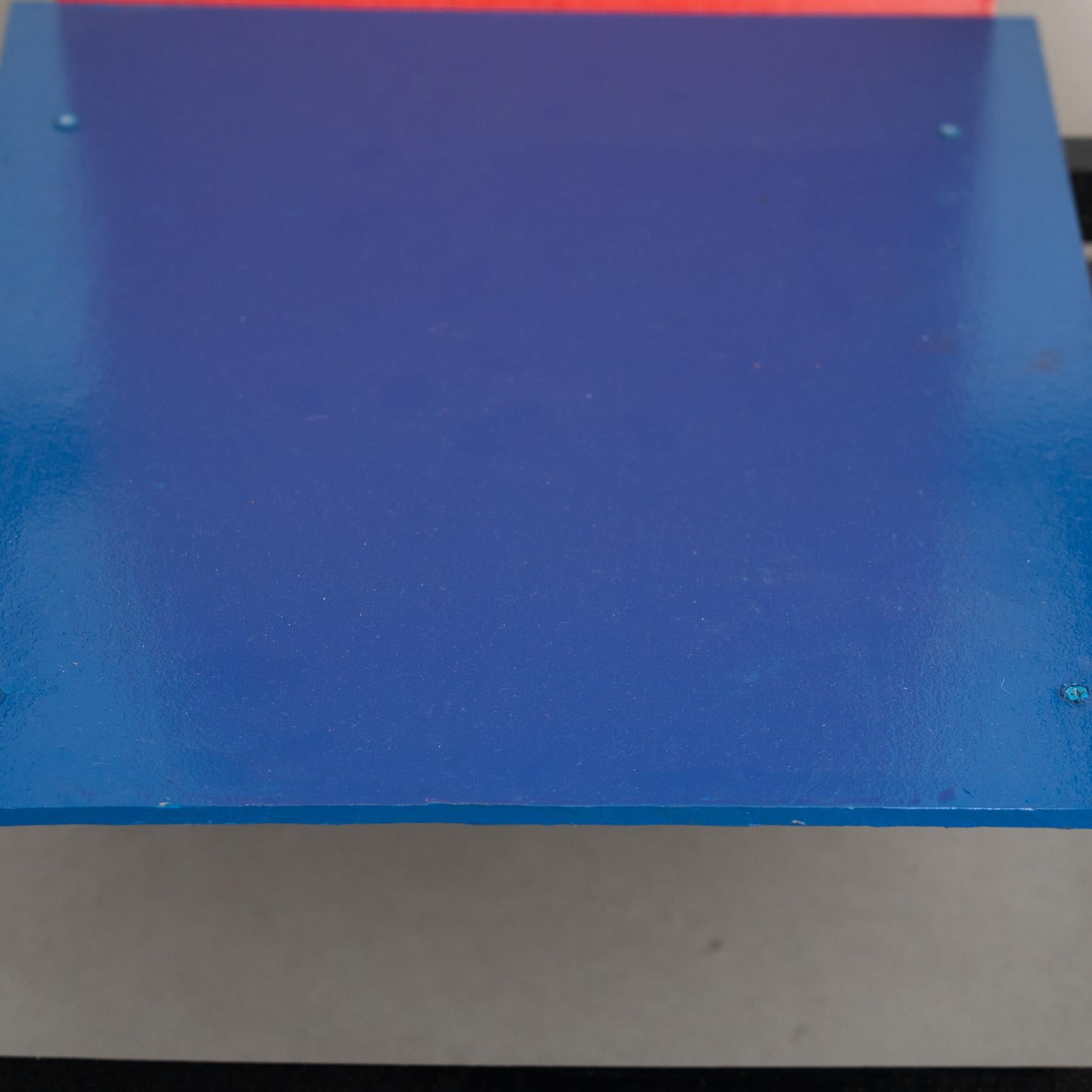 Chaise rouge et bleue - D'après le Design de Gerrit Rietveld, circa 1970 en vente 7