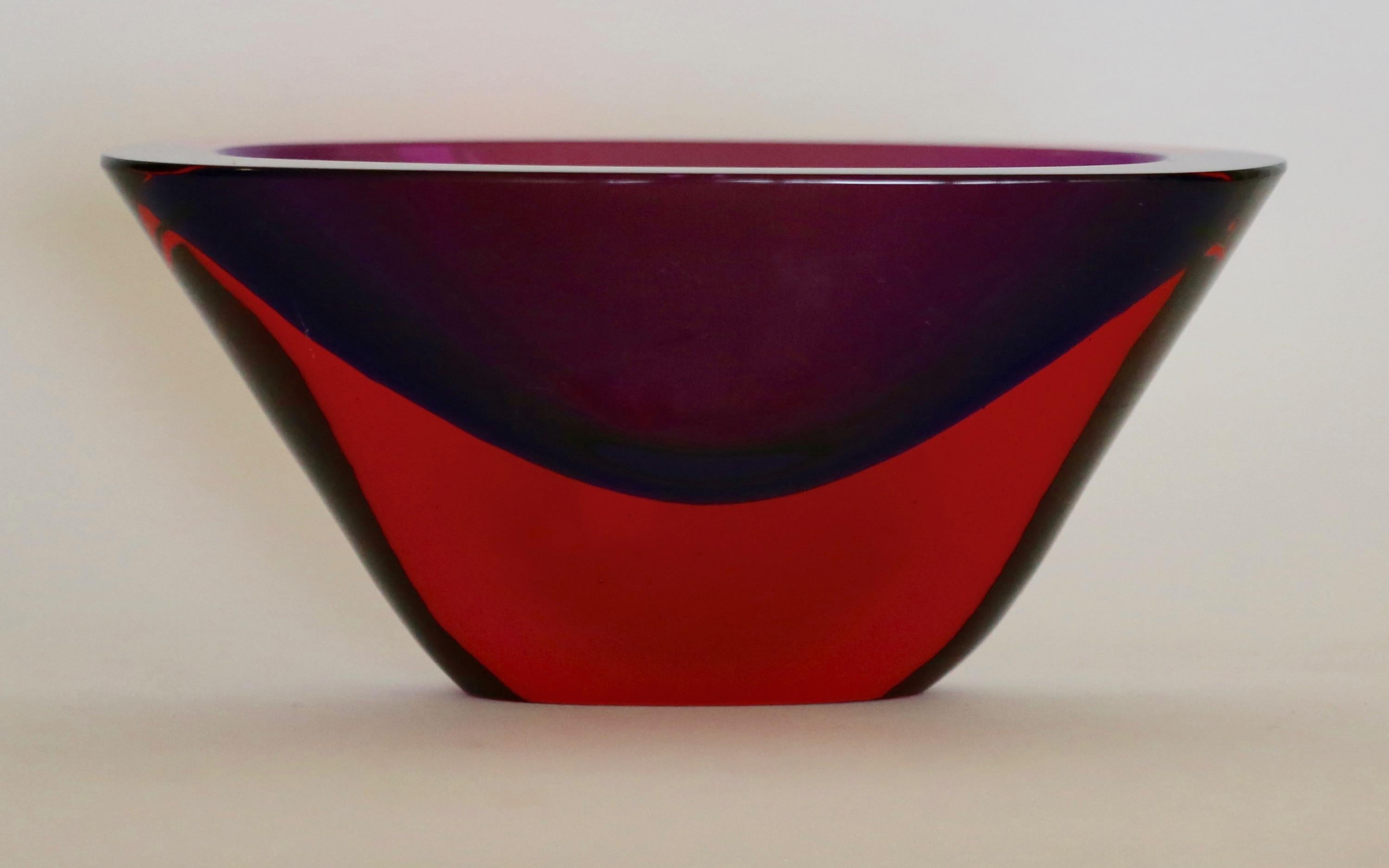 Red Blue Purple Sommerso Vase by Flavio Poli, Italy, 1960 In Excellent Condition For Sale In Brussels, BE