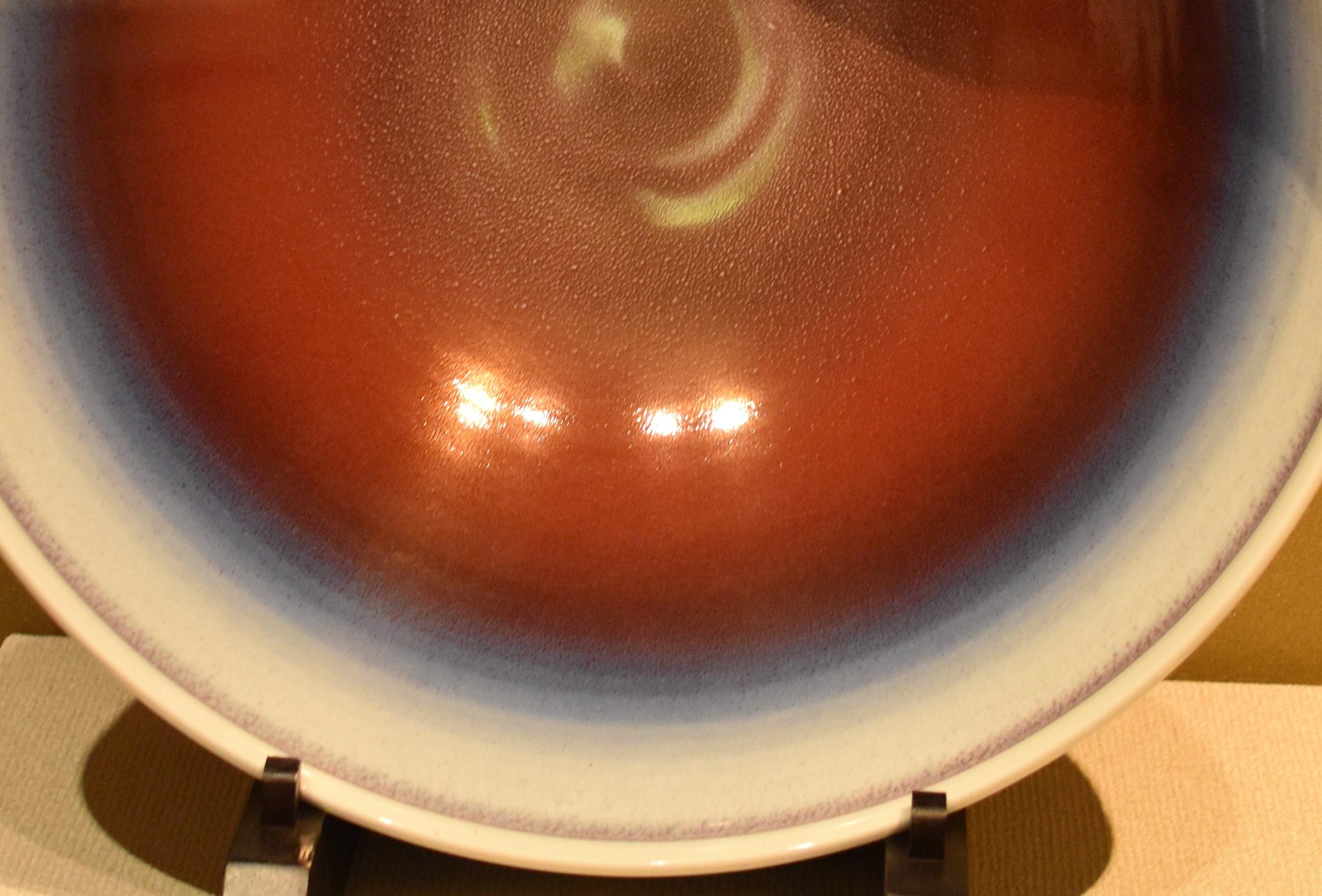 Red Blue White Hand-Glazed Porcelain Bowl by Japanese Contemporary Master Artist In New Condition For Sale In Takarazuka, JP