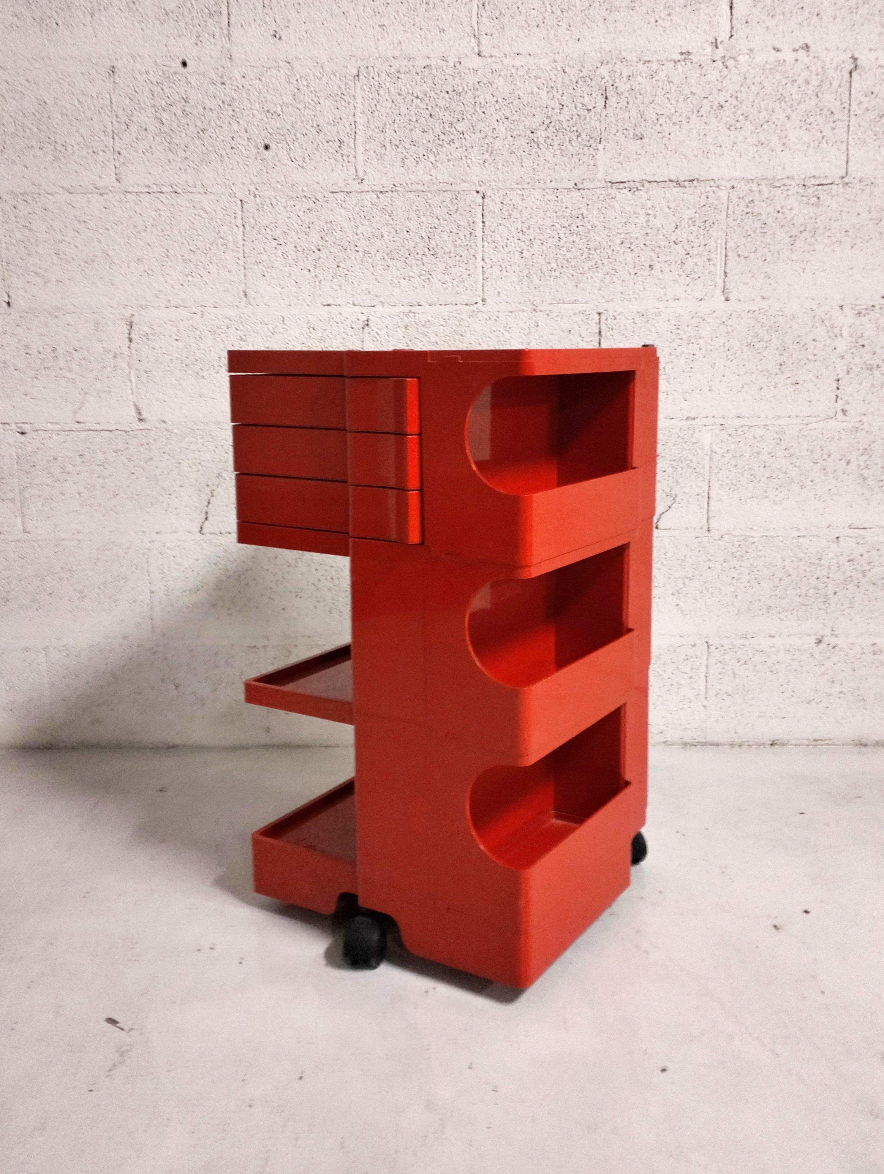 Red Boby cart by Joe Colombo for Bieffeplast 60s, 70s  In Good Condition For Sale In Padova, IT