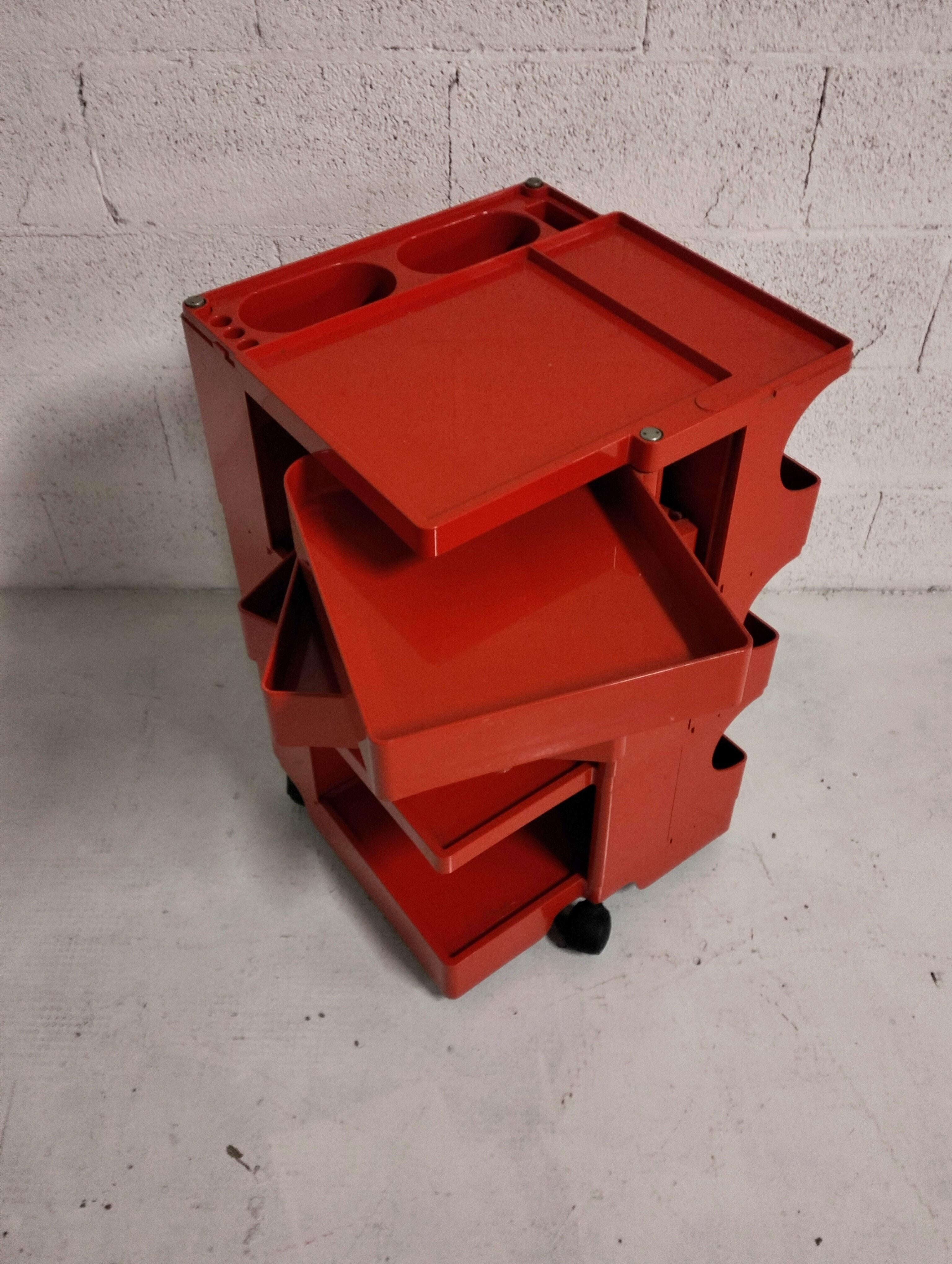 Plastic Red Boby cart by Joe Colombo for Bieffeplast 60s, 70s  For Sale