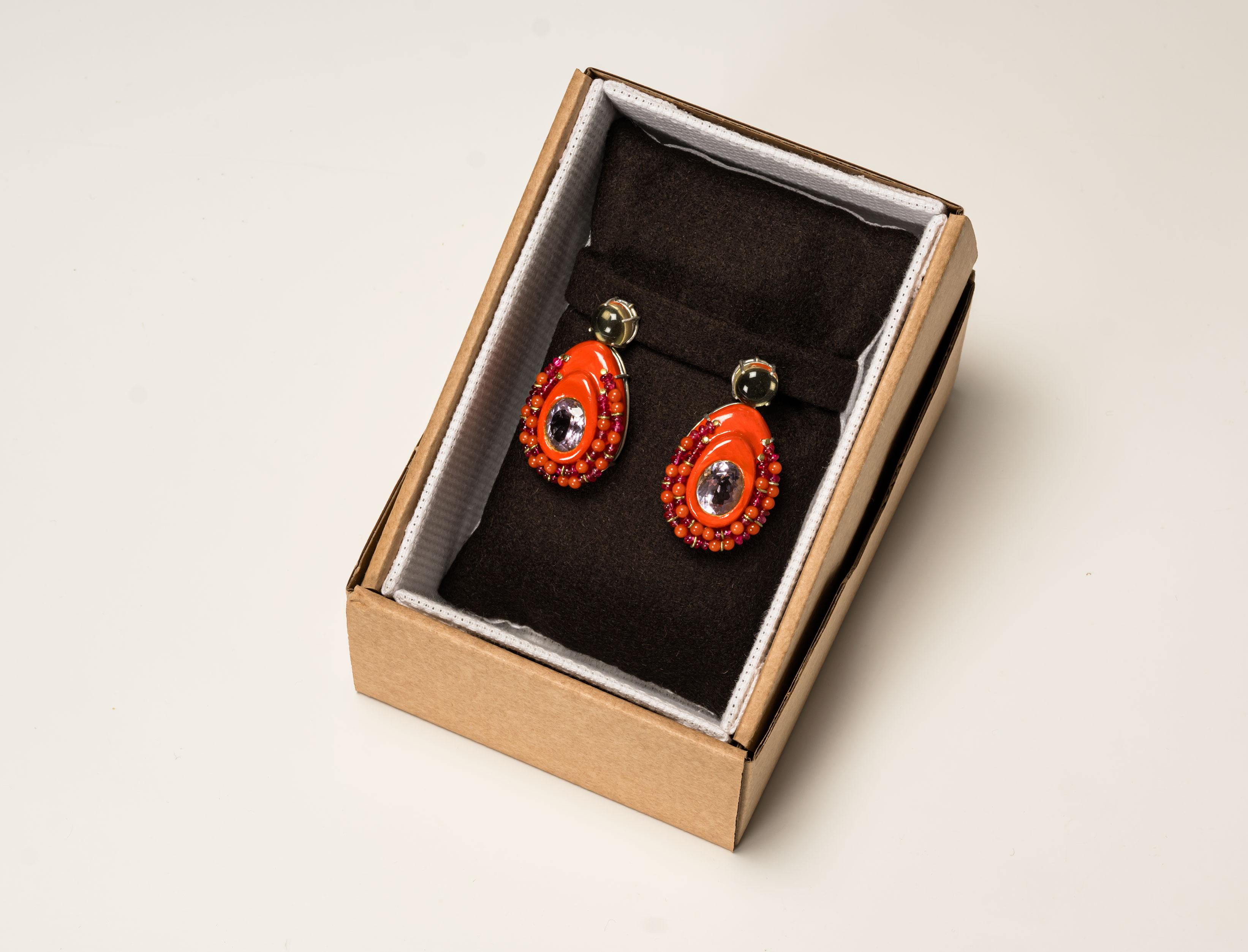 Round Cut Red Bodyfurnitures Earrings Coral Citrines For Sale