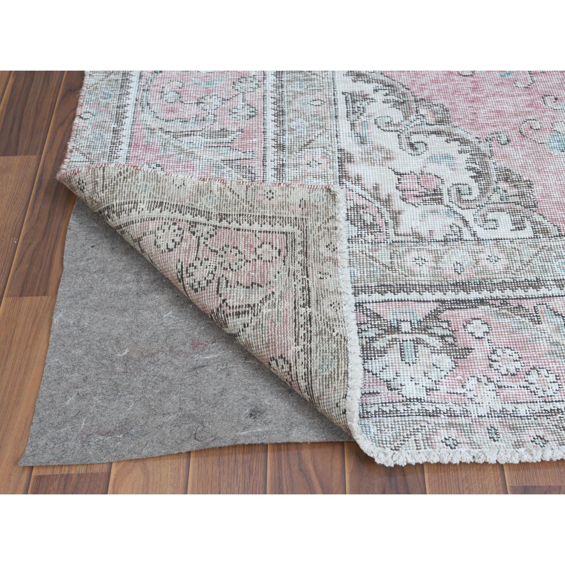 Red Bohemian Old Persian Tabriz Medallion Design Oriental Rug In Good Condition For Sale In Carlstadt, NJ