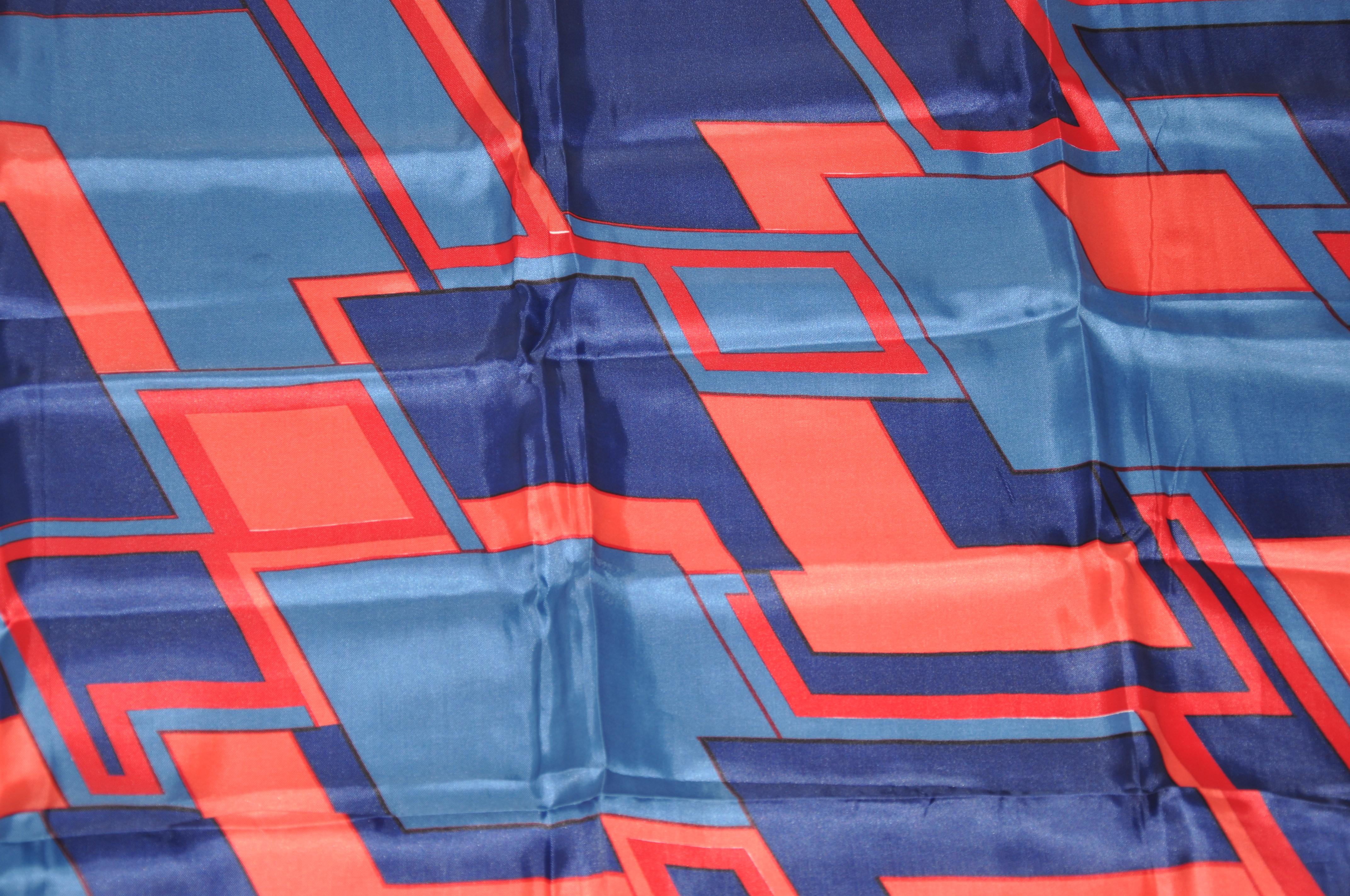 Écharpe ZigZag à bordure rouge et zigzag abstrait multicolore en vente 1
