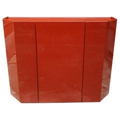 Rotes Bramante-Sideboard von Kazuhide Takahama für die Sammlung Simon Gavina:: 1968