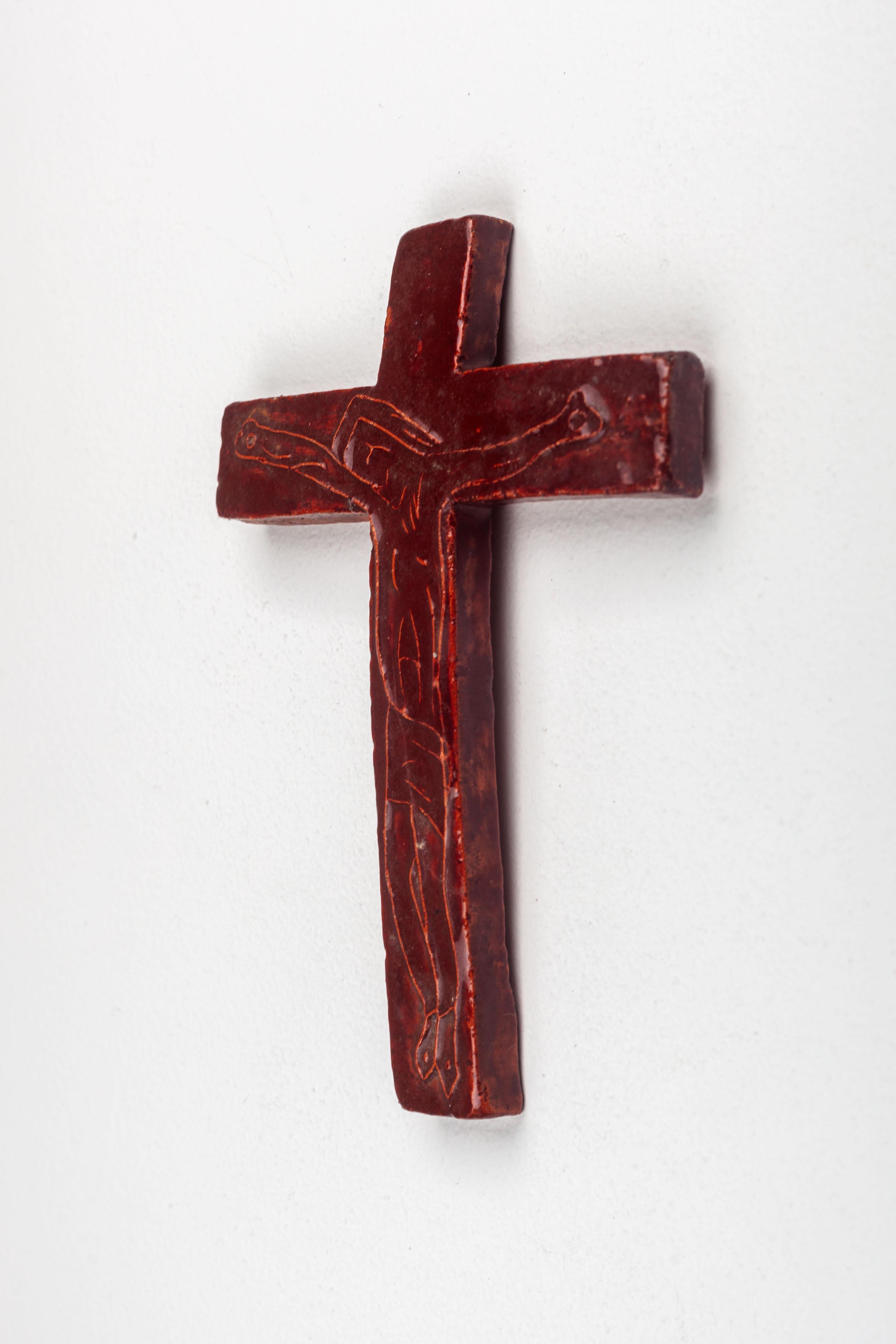European Red-Brown Glossy Cross with Abstract Line Drawing Christ Figure For Sale