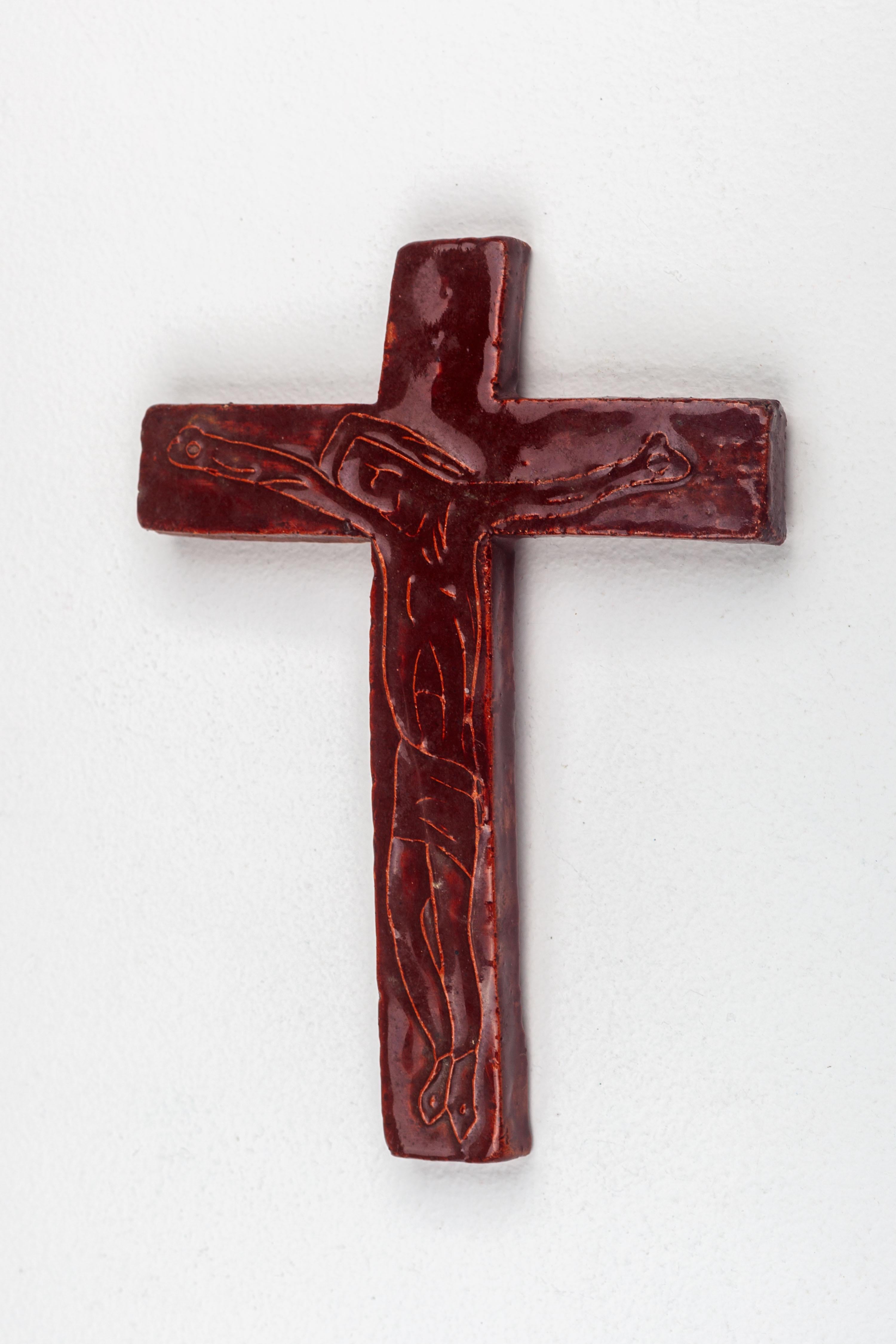 Red-Brown Glossy Cross with Abstract Line Drawing Christ Figure For Sale