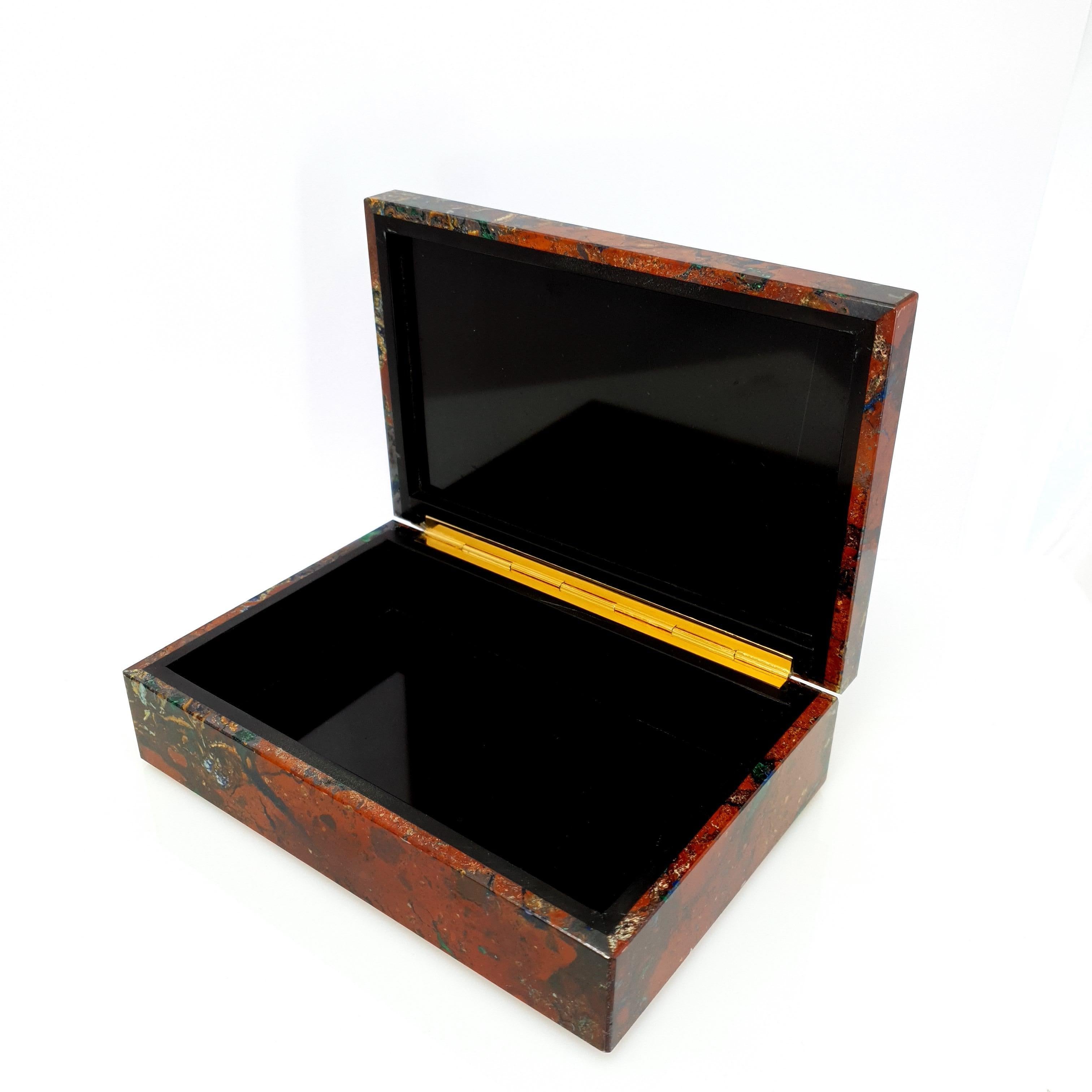 Women's or Men's Red Brown Zarinite Decorative Jewelry Gemstone Box with Black Marble For Sale
