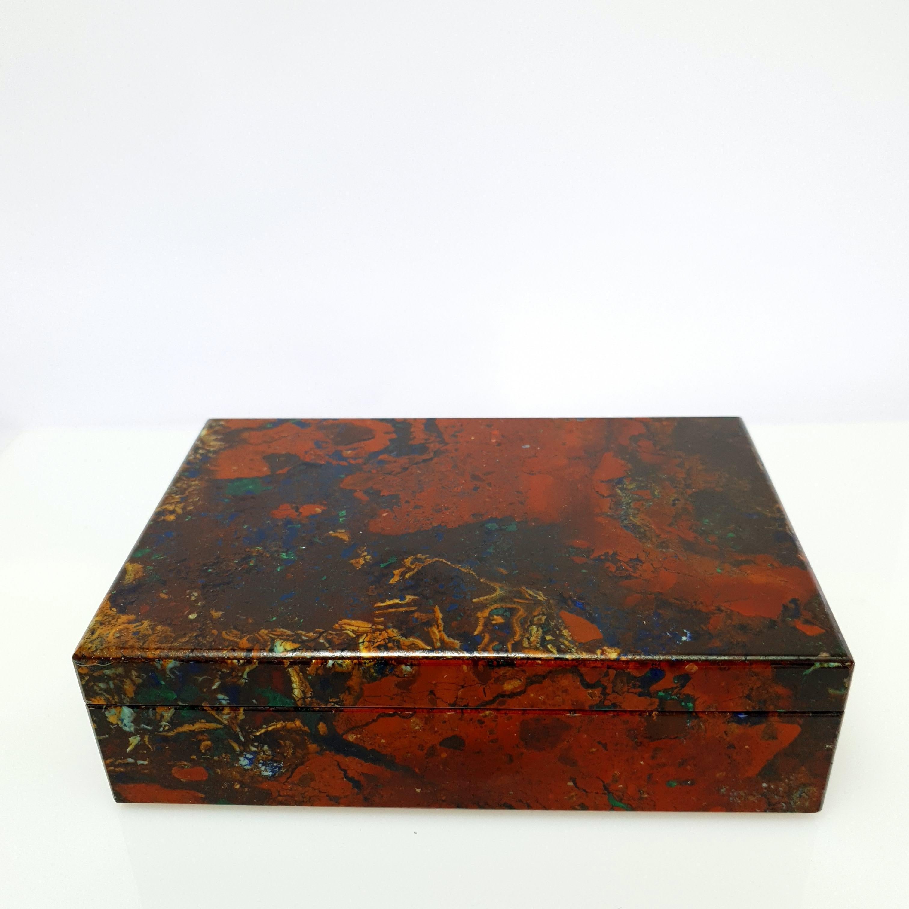 Red Brown Zarinite Decorative Jewelry Gemstone Box with Black Marble For Sale 2