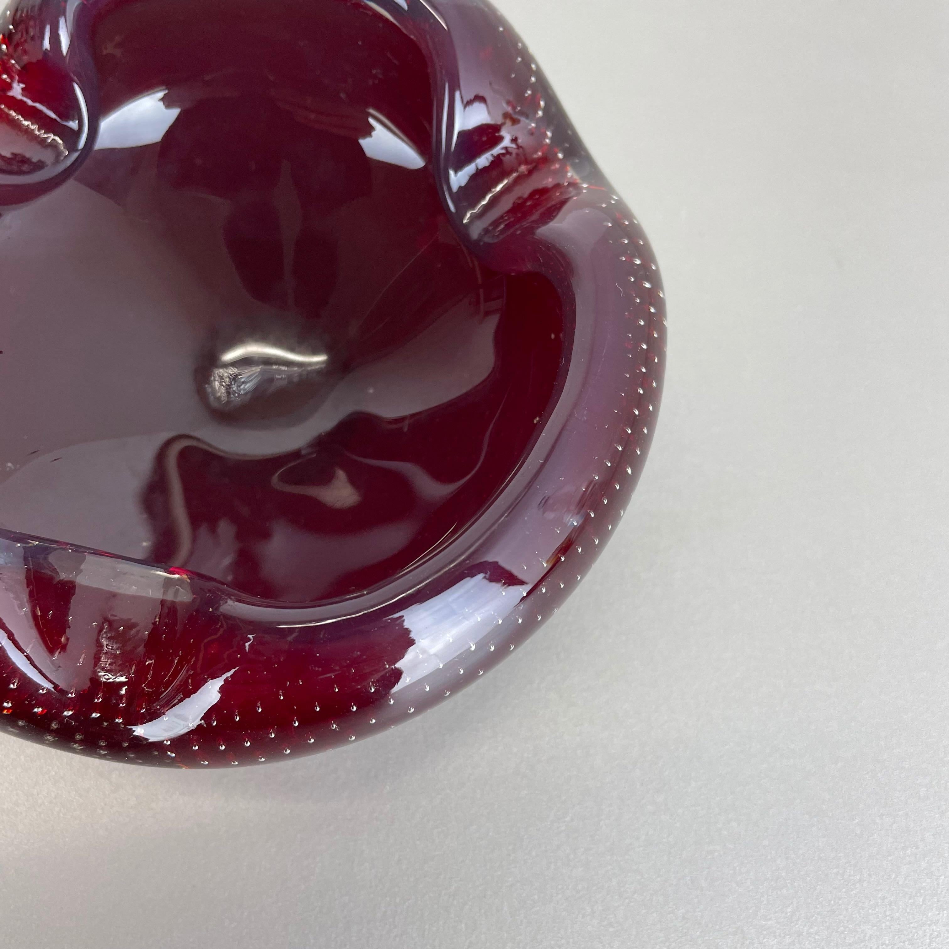 Red Bubble Murano Glass Bowl Shells Ashtray Element by Venini, Italy, 1970s No 2 For Sale 4