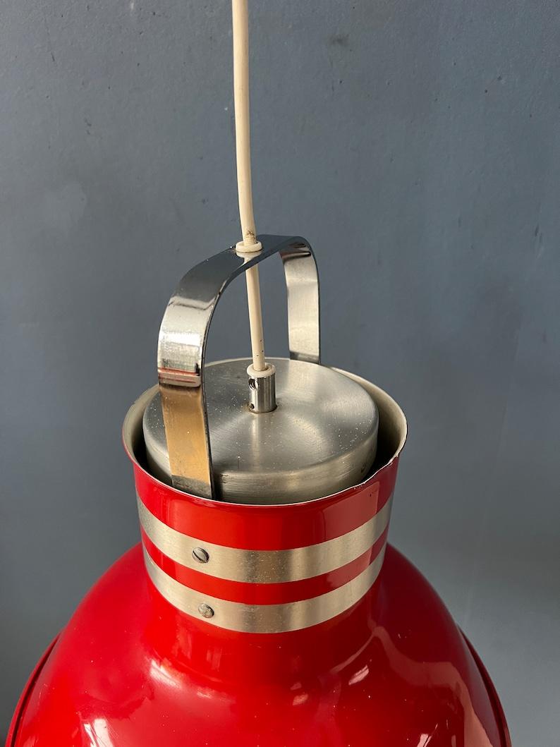 XX secolo Lampada a sospensione rossa 'Bucket' Space Age di Ateljé Lyktan, anni '70 in vendita