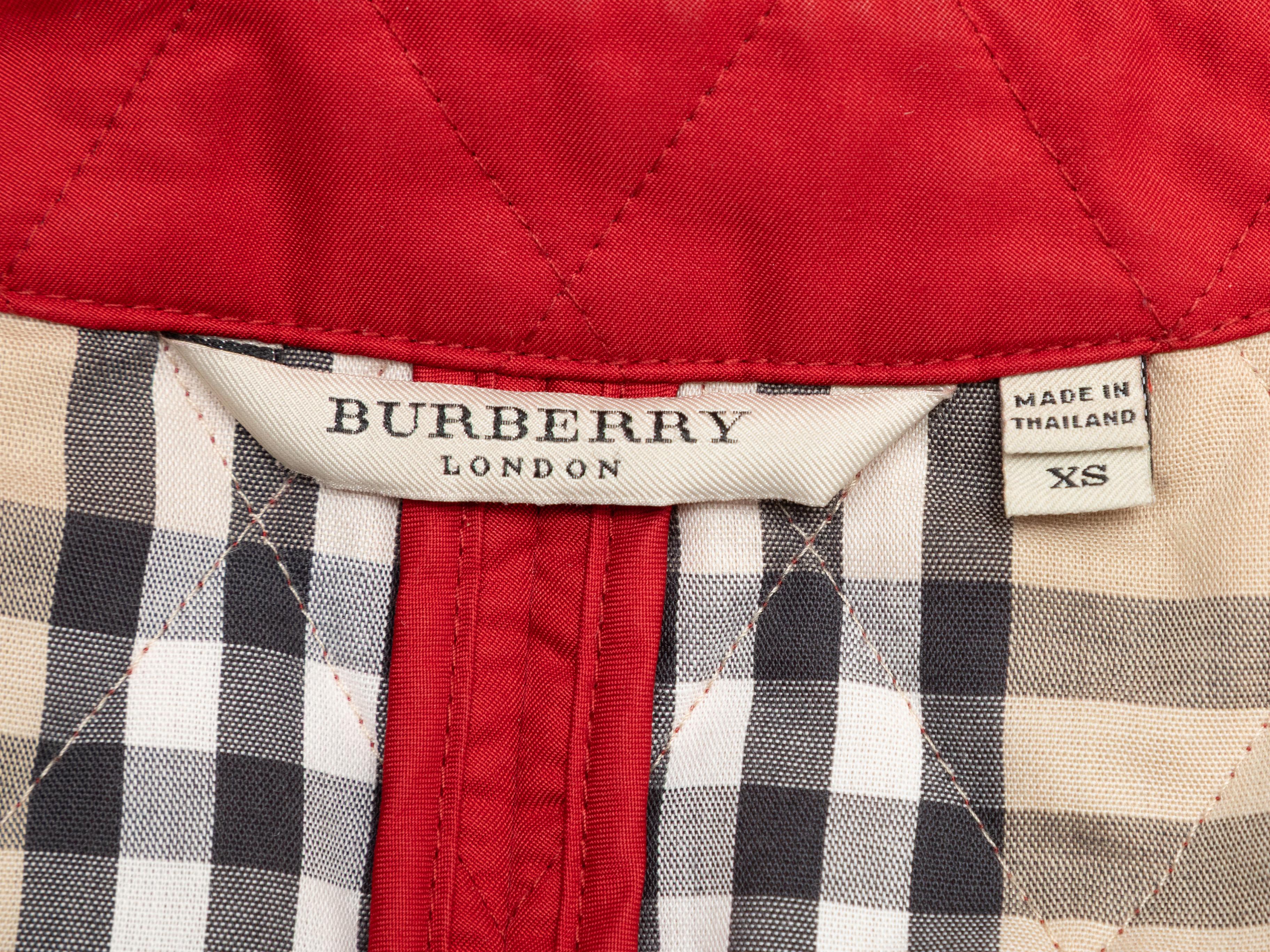 Women's Red Burberry Quilted Nova Check-Lined Jacket Size US XS For Sale